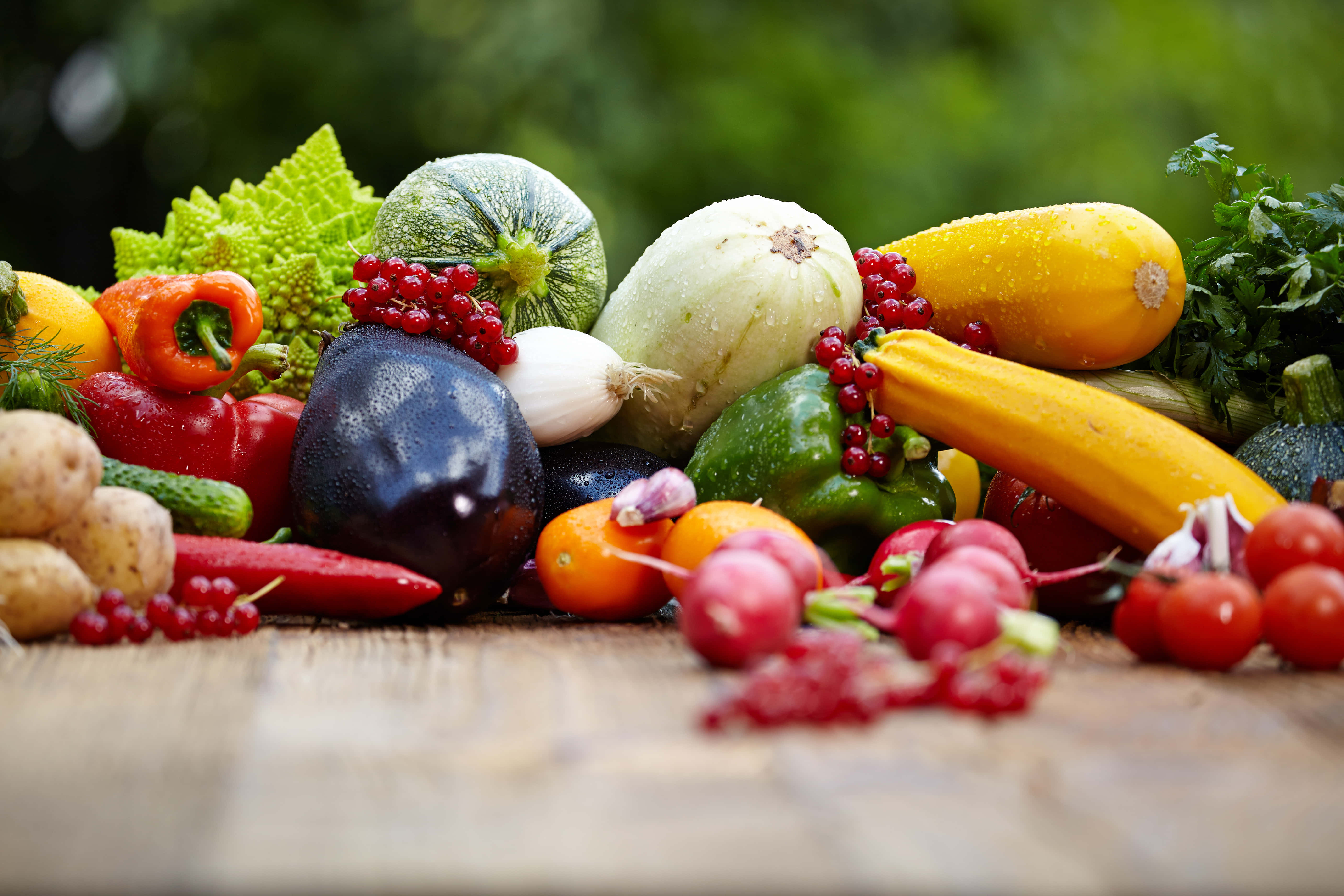 Download Healthy Harvest Of Fruits And Vegetables Wallpaper ...