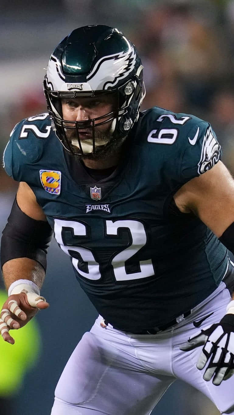 Download Jason Kelce 769 X 1366 Wallpaper Wallpaper | Wallpapers.com