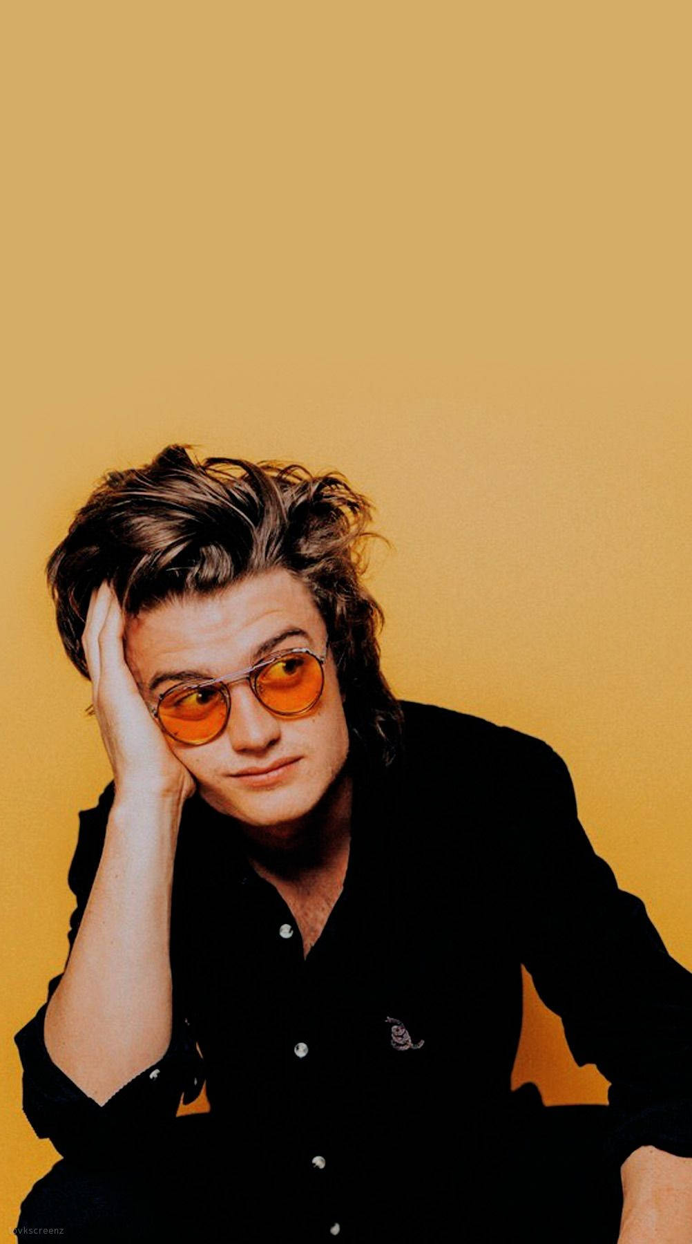 joe keery sunglasses