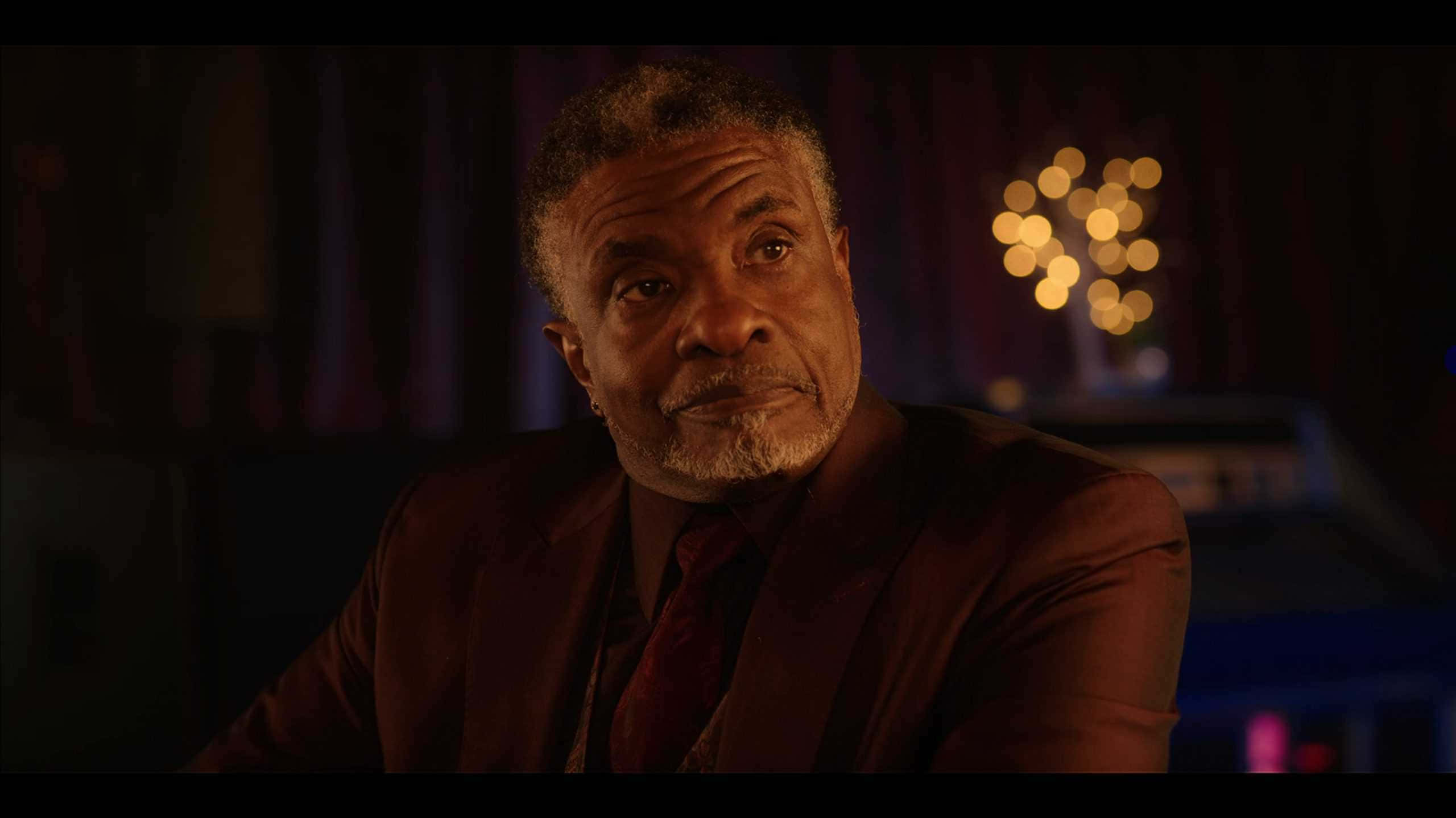 Download Keith David 2560 x 1440 wallpaper Wallpaper | Wallpapers.com