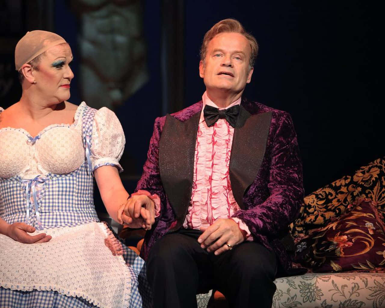 Download Kelsey Grammer 1280 X 1024 Wallpaper Wallpaper | Wallpapers.com