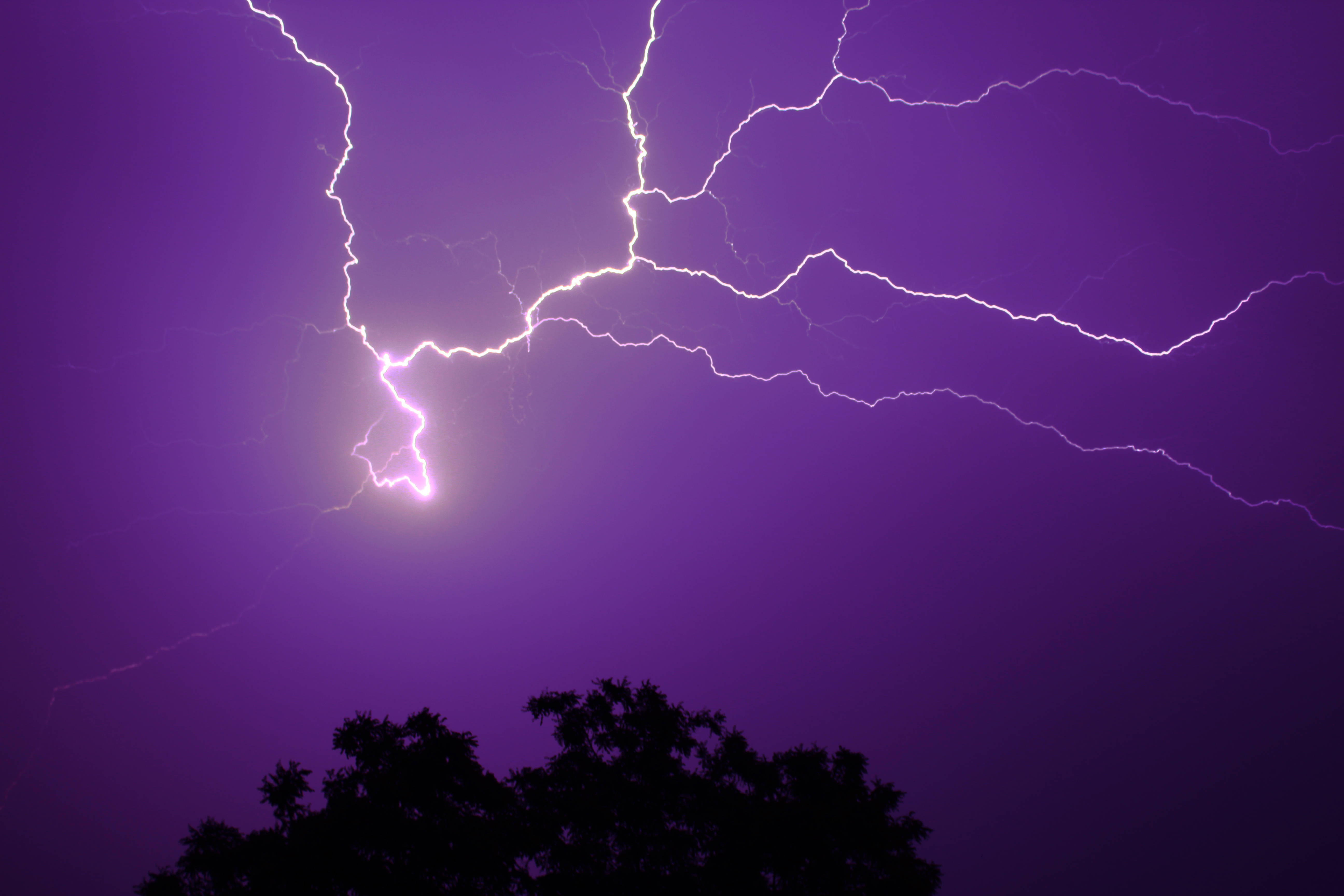 Lightning In Purple Aesthetic Sky Background