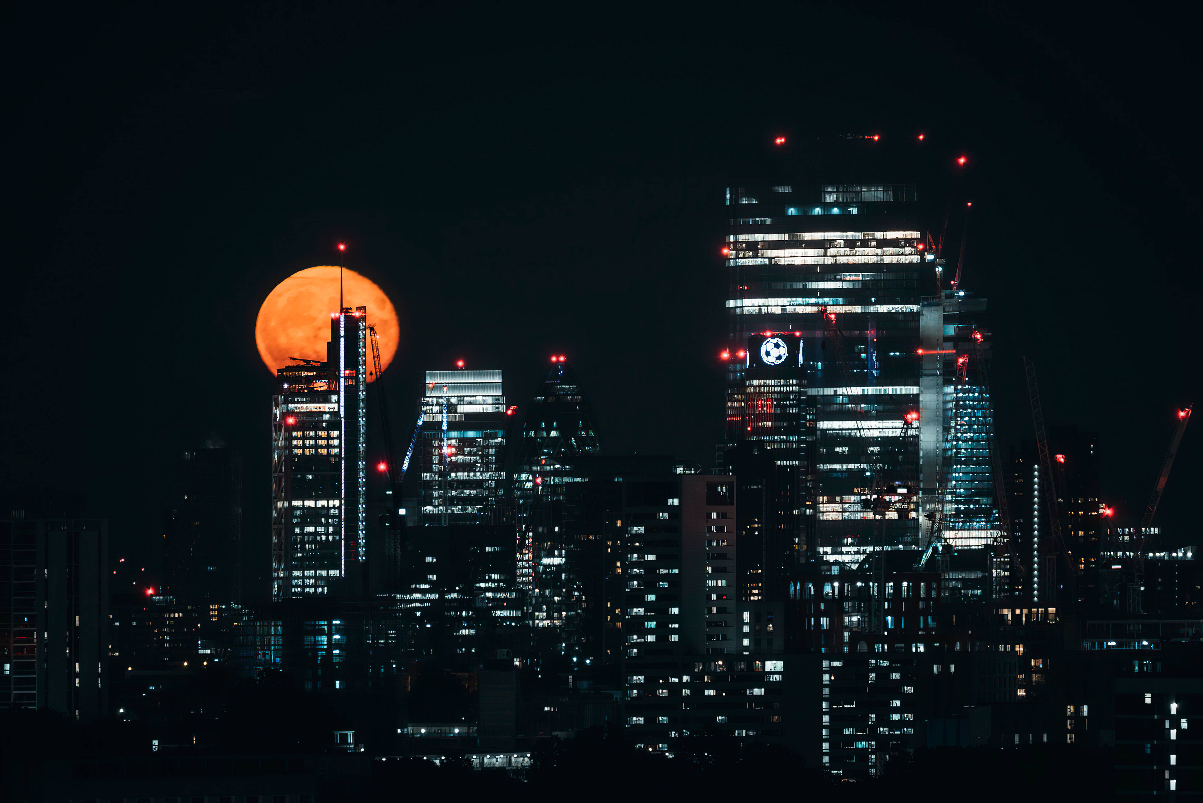 Download London Skyscraper Aesthetic Moon Wallpaper 