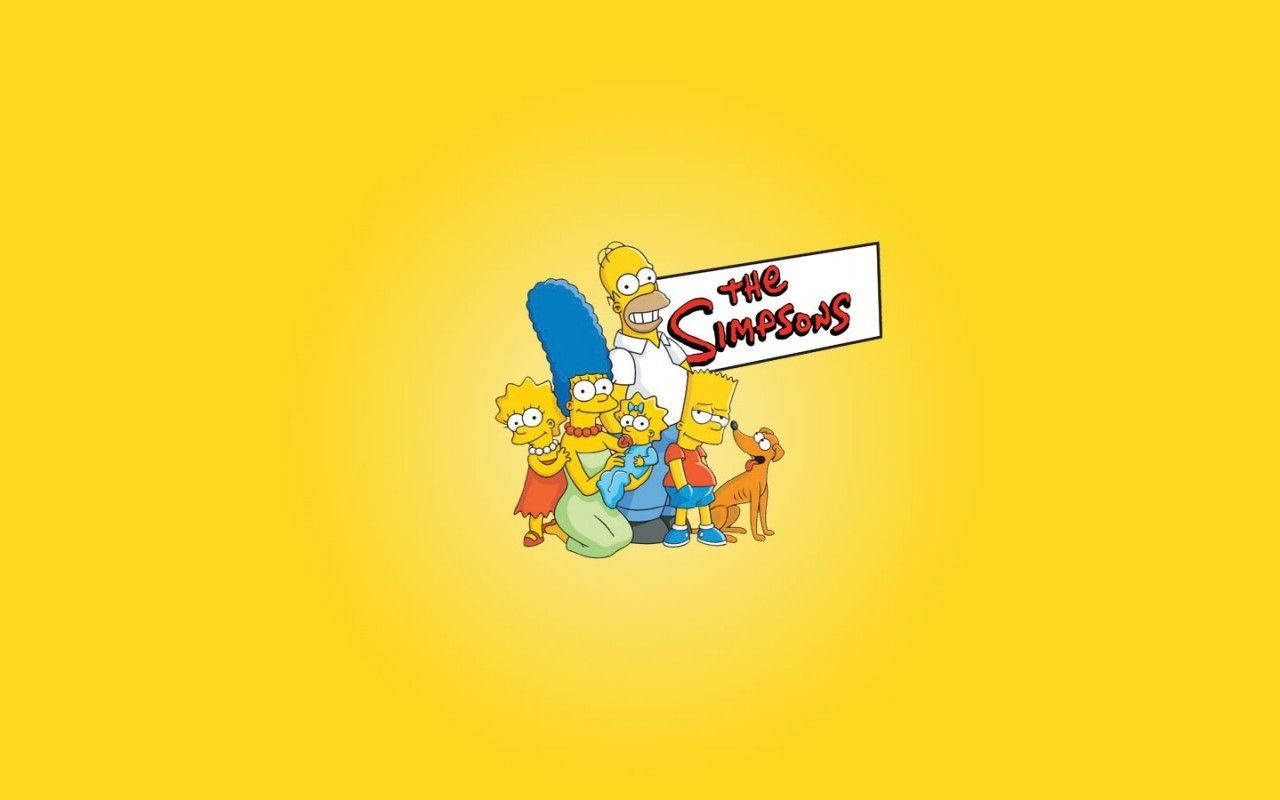 Marge Simpson Family Yellow Aesthetic Background