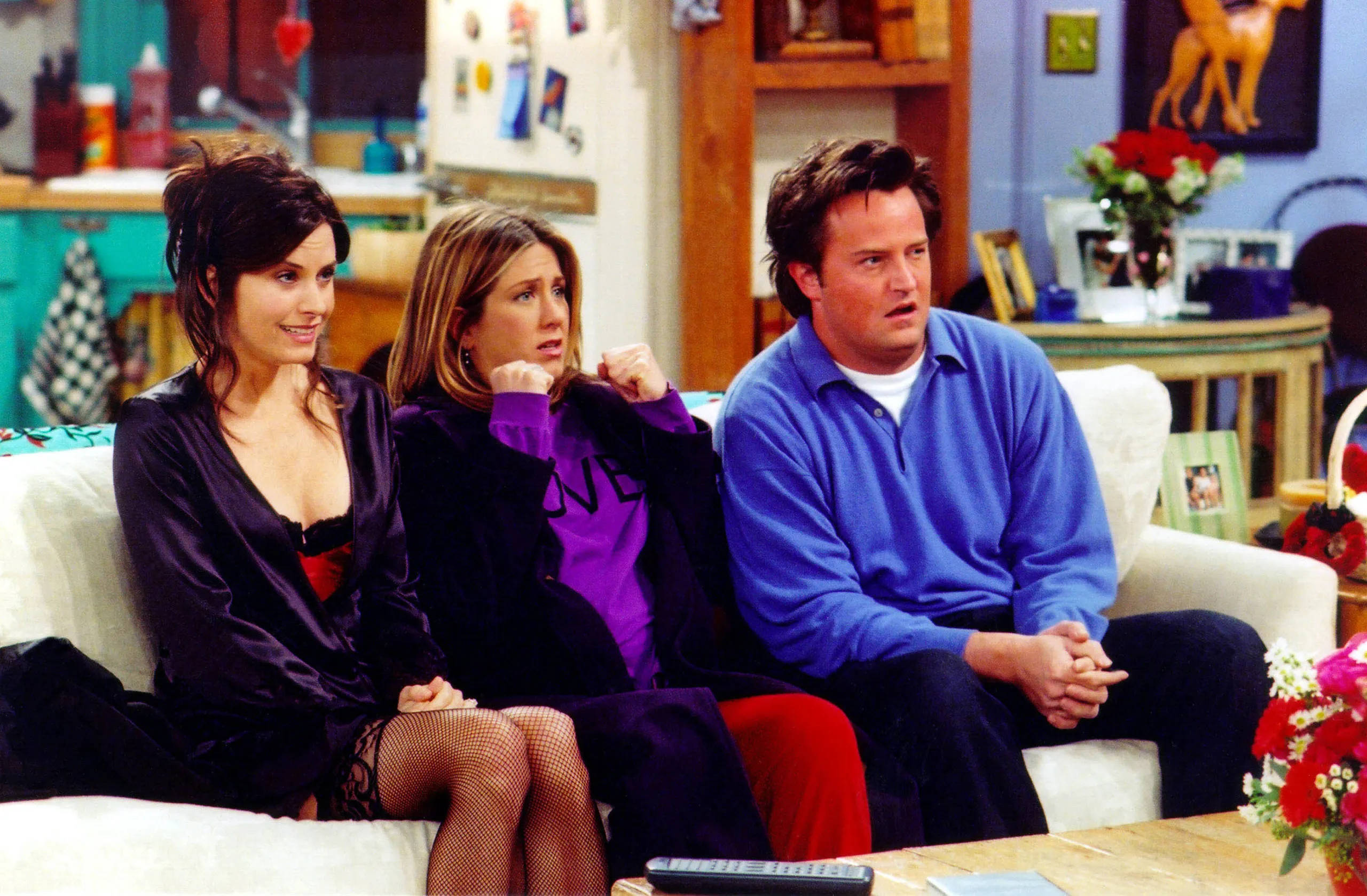 Download Monica, Rachel, And Chandler Friends Tv Show Wallpaper | Wallpapers .com