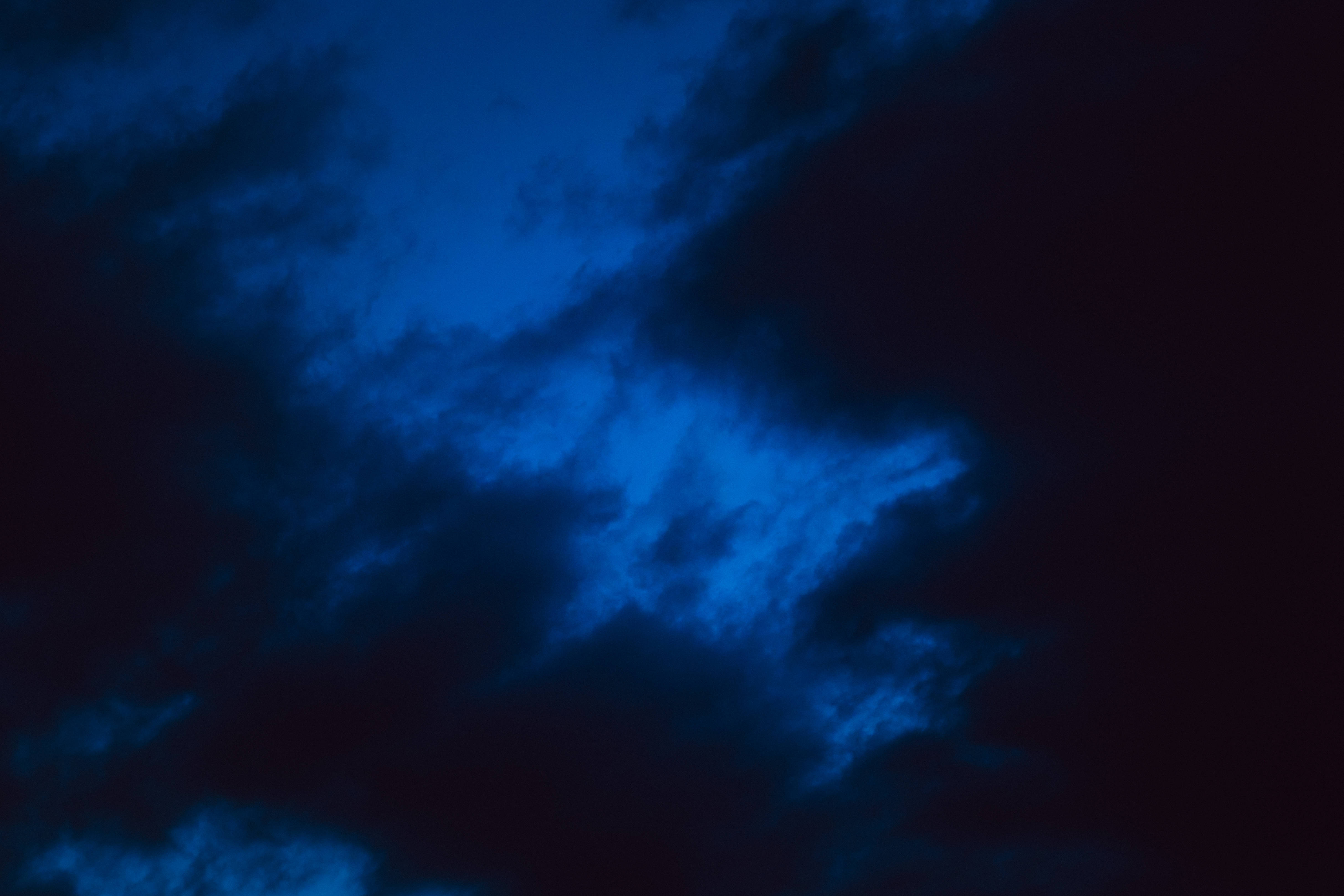 Night Blue Sky And Dark Cloud Background
