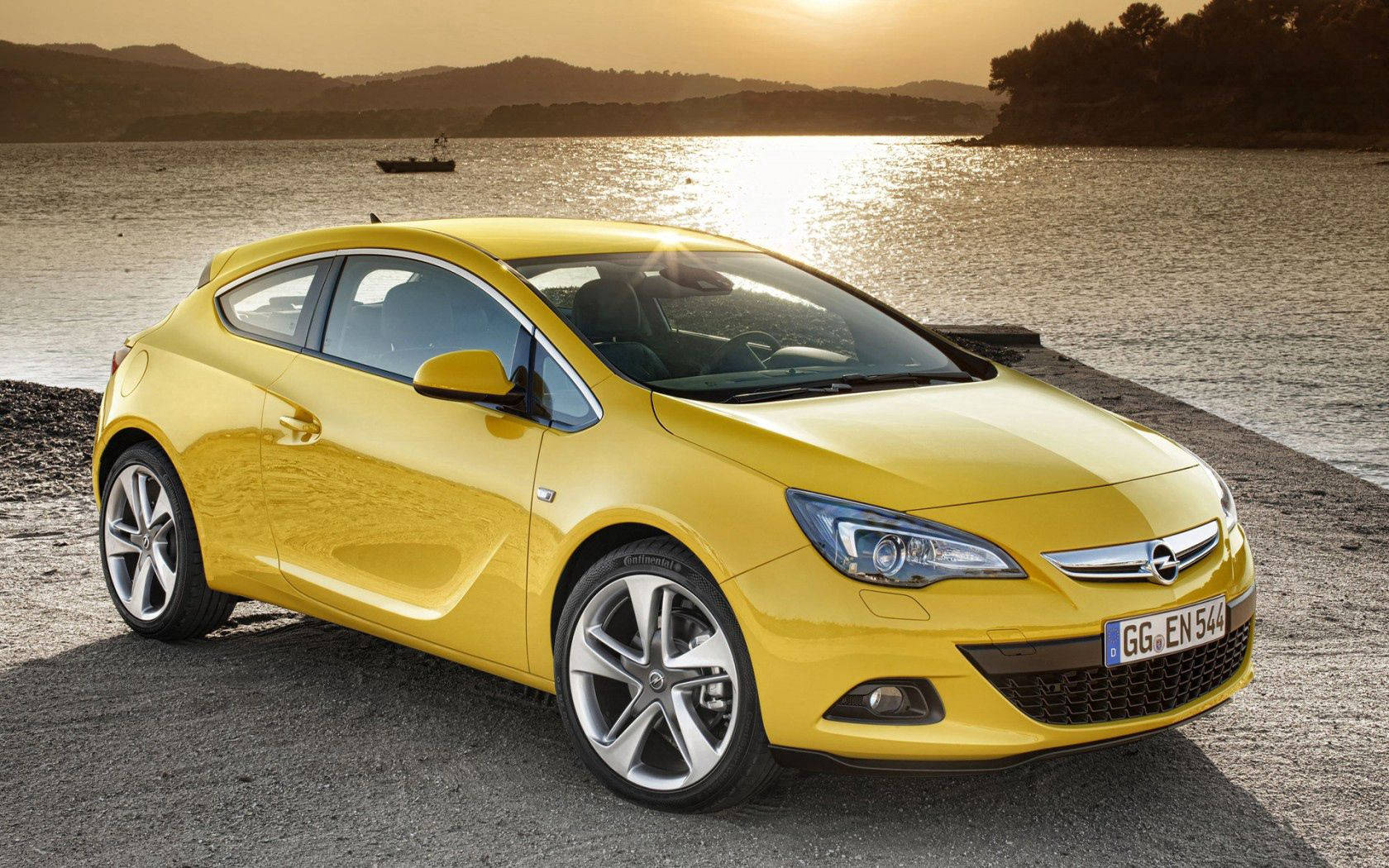 Opel Astra Gtc 2013 Background