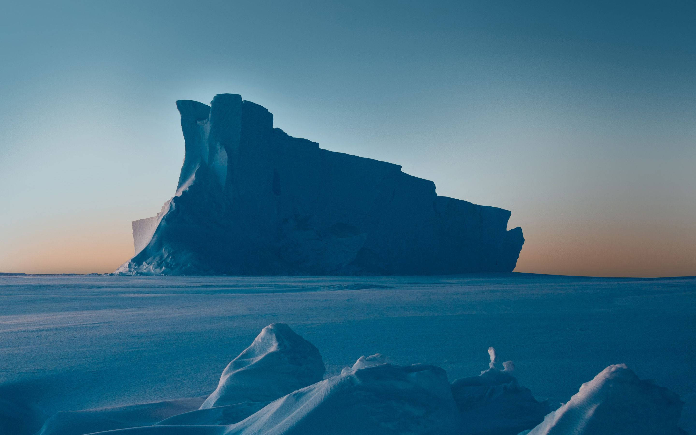 Pixel Massive Iceberg Background