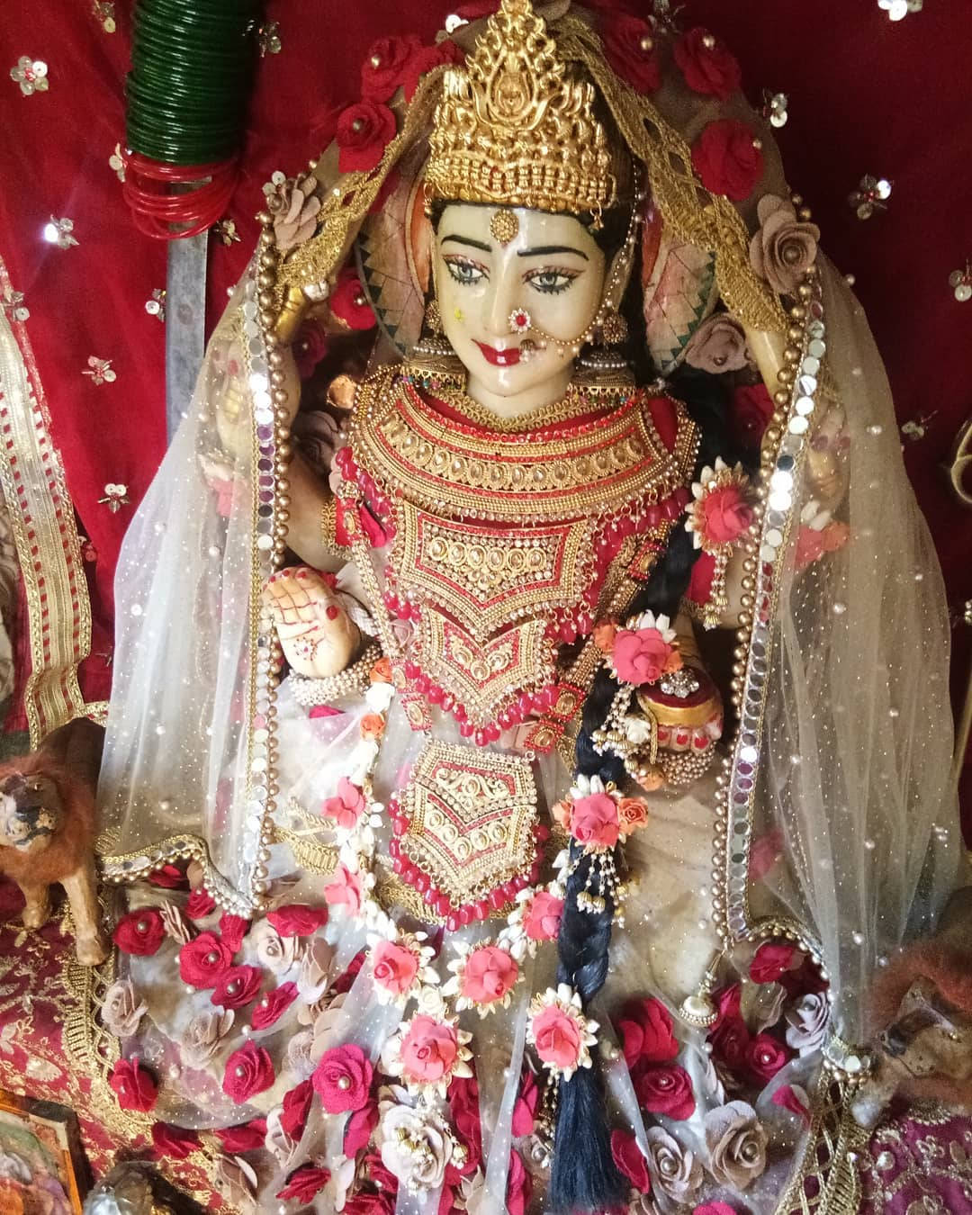 Download Santoshi Maa Statue Image Wallpaper 