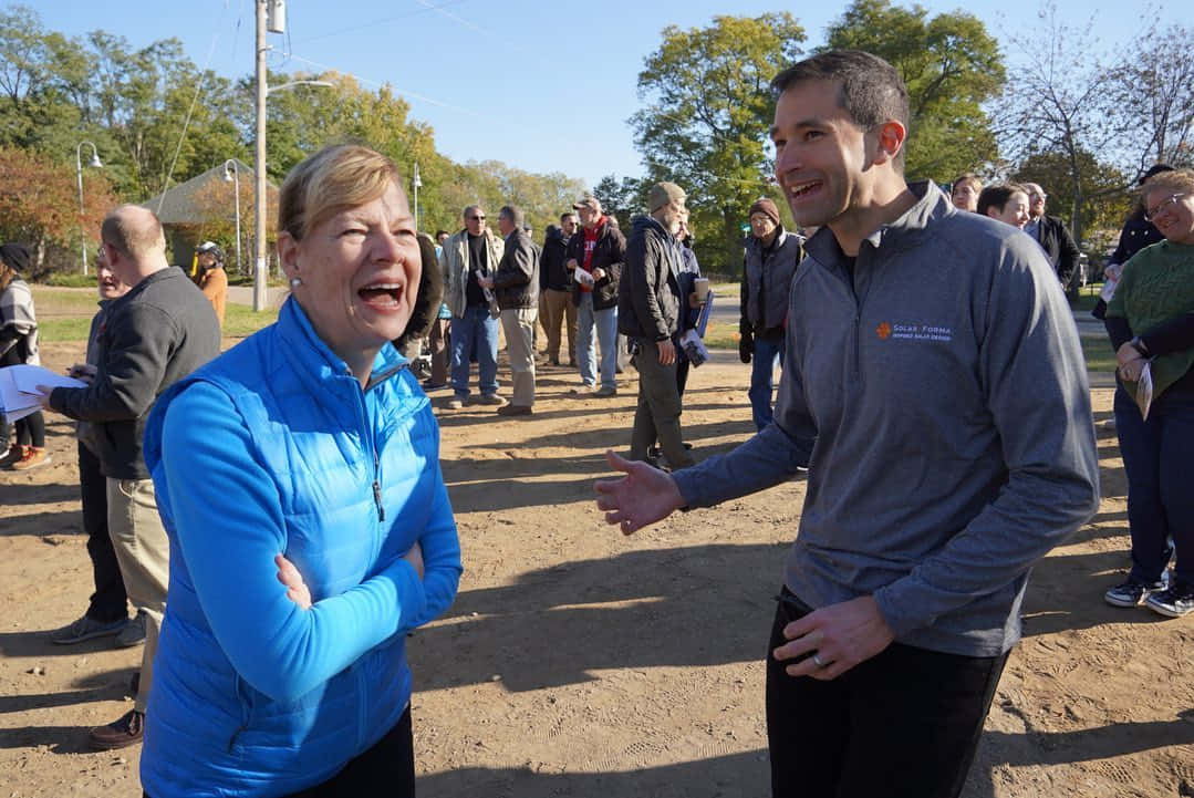 Download Tammy Baldwin Touring Site Wallpaper | Wallpapers.com