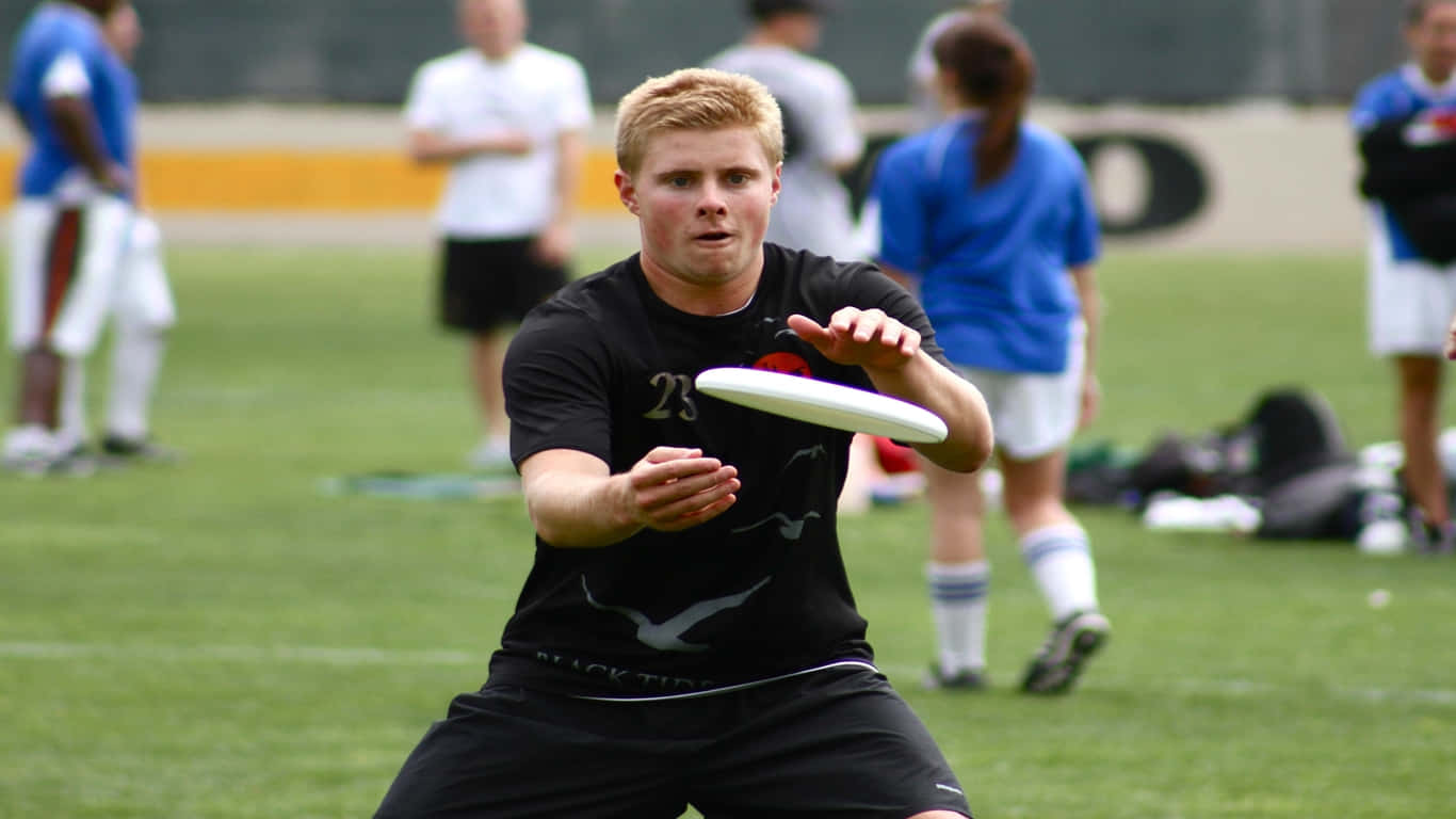 Ultimate Frisbee in Action