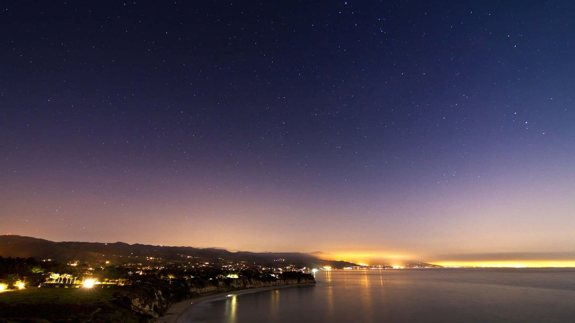 1440p Malibu Night Coast Background