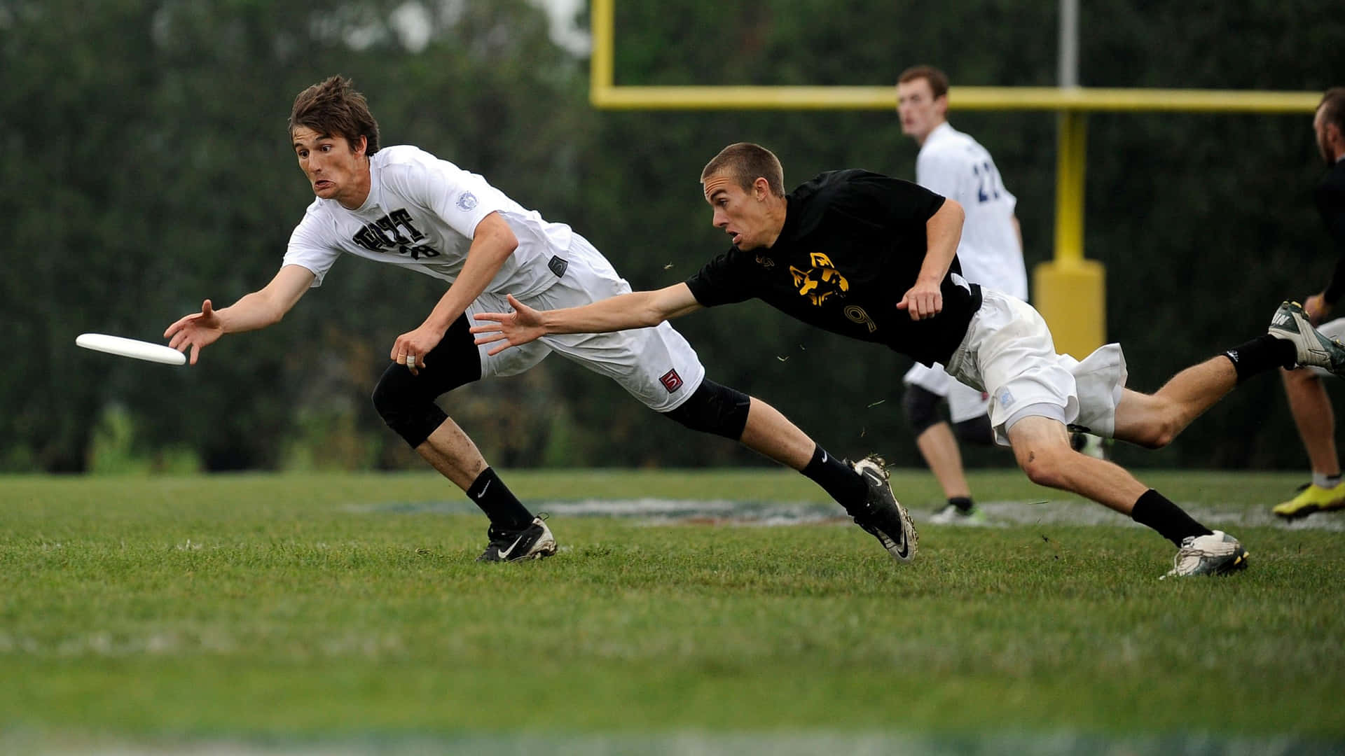 Outrunning Opponents in Ultimate Frisbee