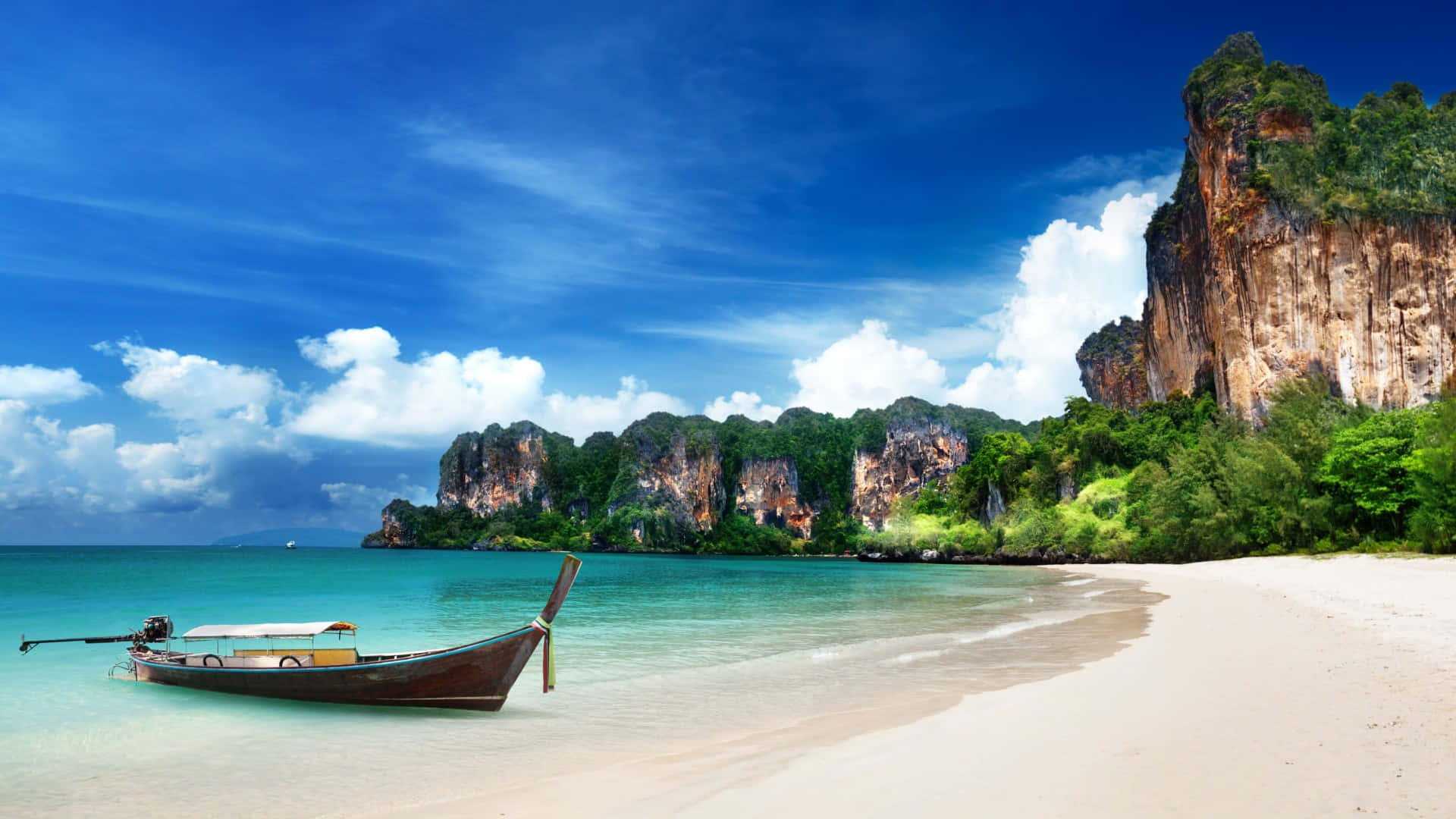 Experience paradise and immerse yourself in serene beauty with this picture of a beach in 1920x1080 HD. Wallpaper