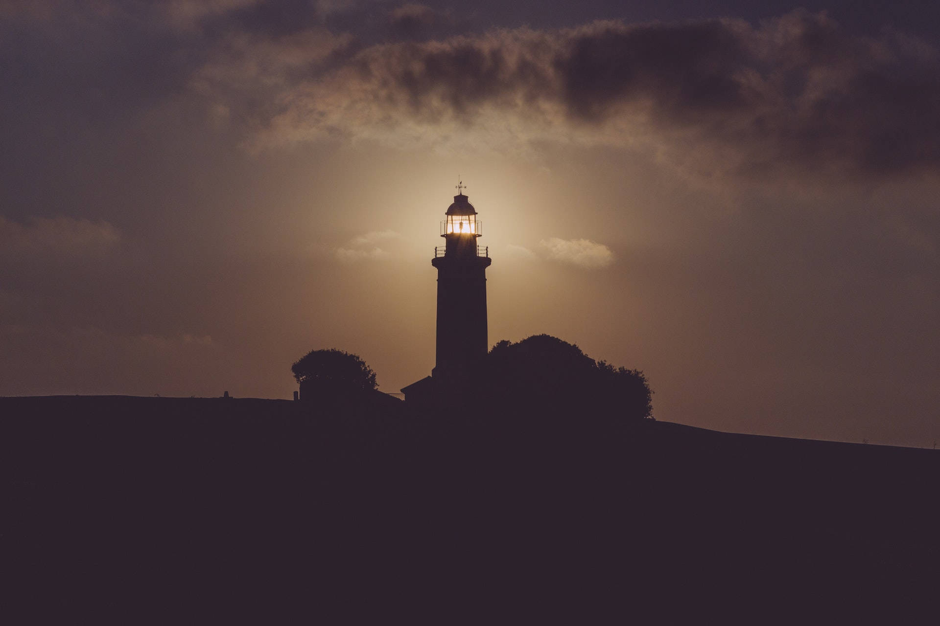 1920x1080 Hd Dark Lighthouse