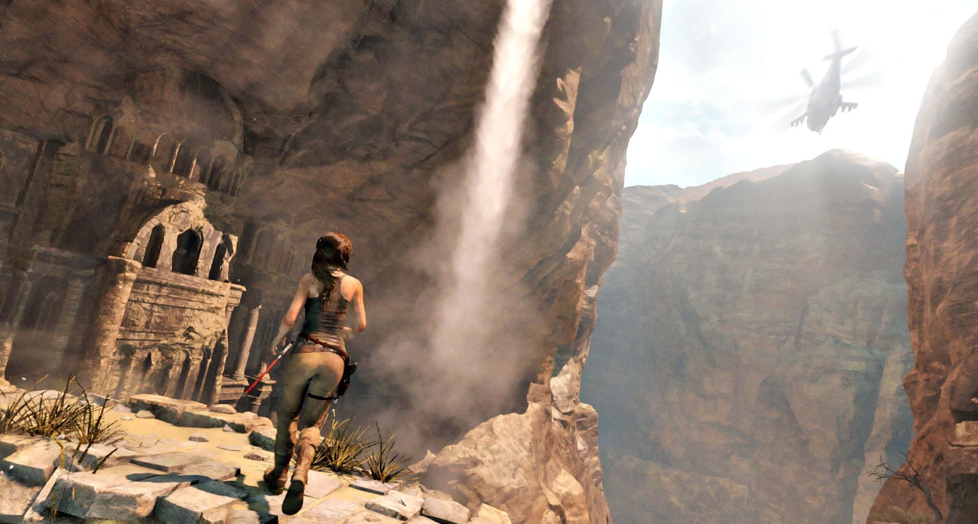 1920x1080sfondo Rise Of The Tomb Raider Con Lara Croft Su Un Elicottero In Cima A Una Scogliera