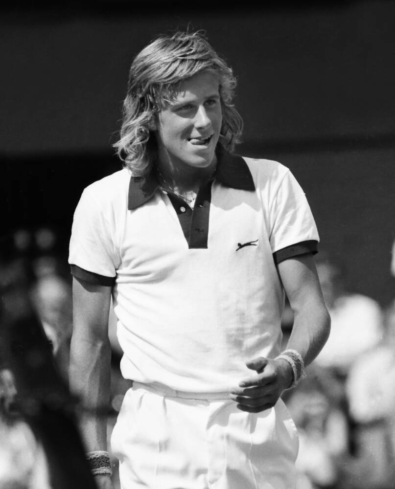 Tennis Legend Björn Borg in Action at 1973 Men's Wimbledon Championships Wallpaper