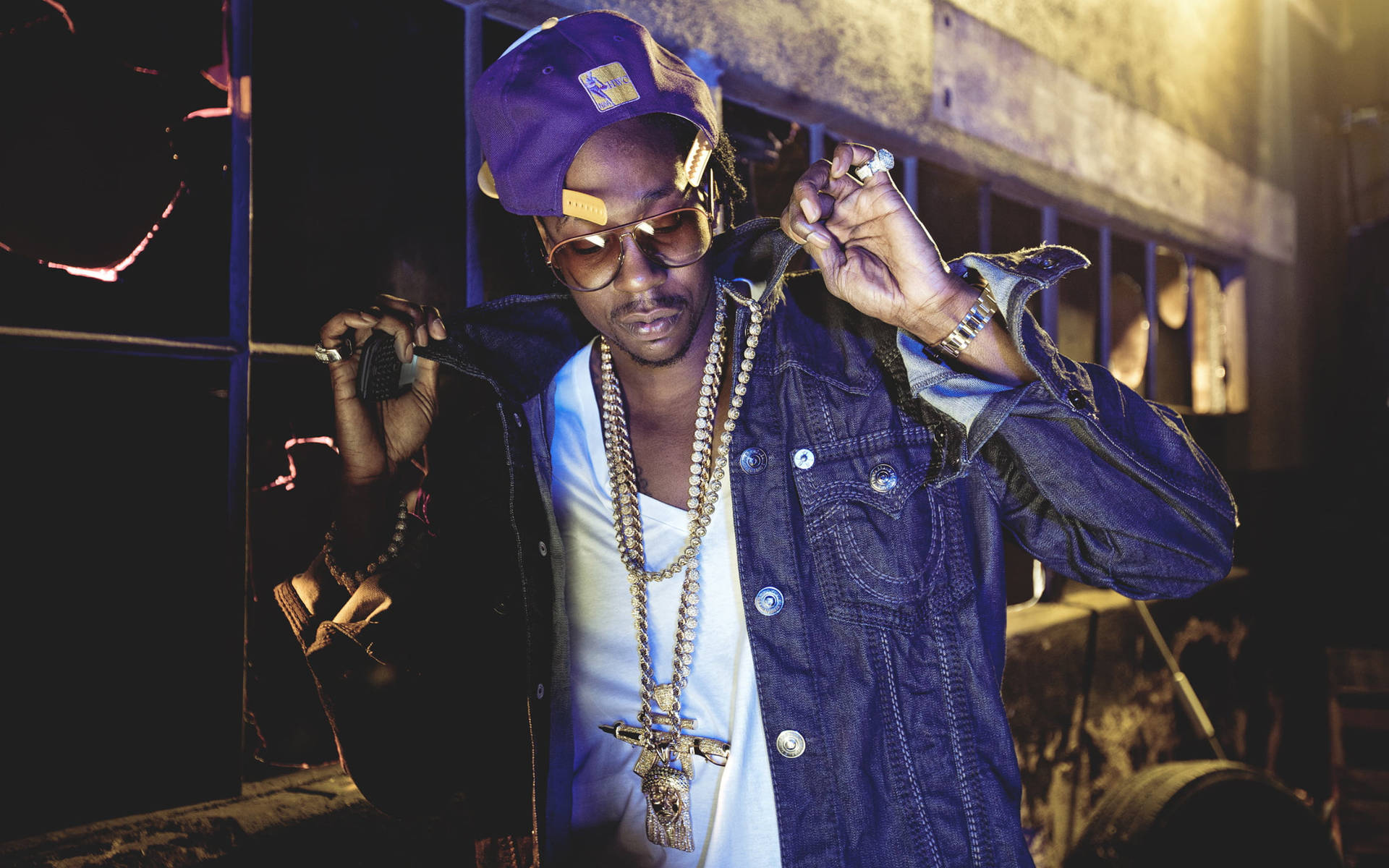 2 Chainz Southern Rapper Background