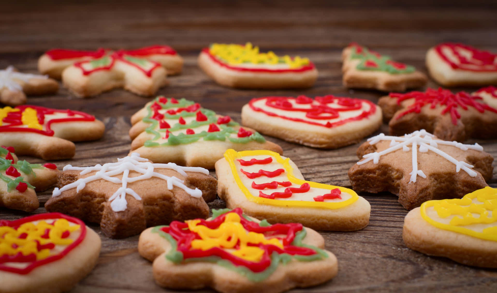 2440x1440 Cookies Background Christmas Shapes