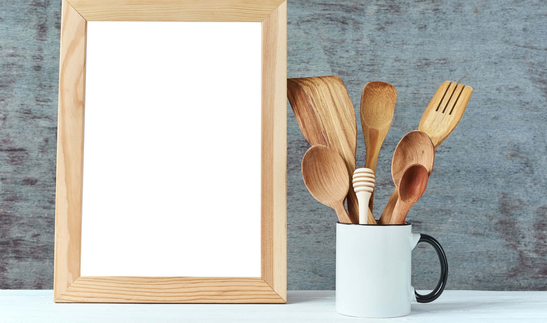 Wooden Spoons 2440x1440 Kitchen Background