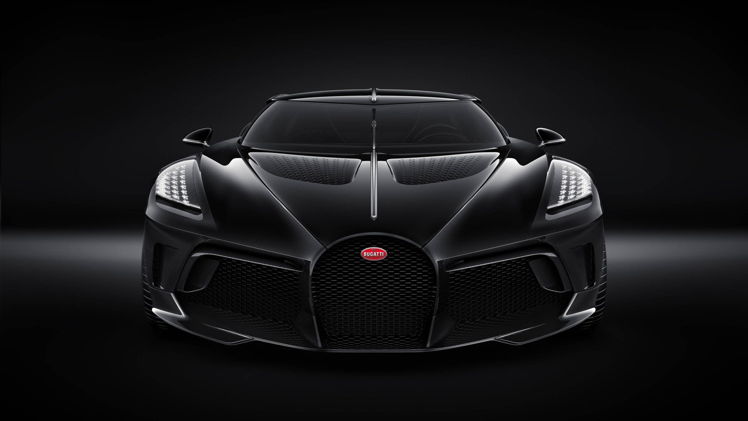 2560x1440 Car Black Bugatti La Voiture Noire Wallpaper