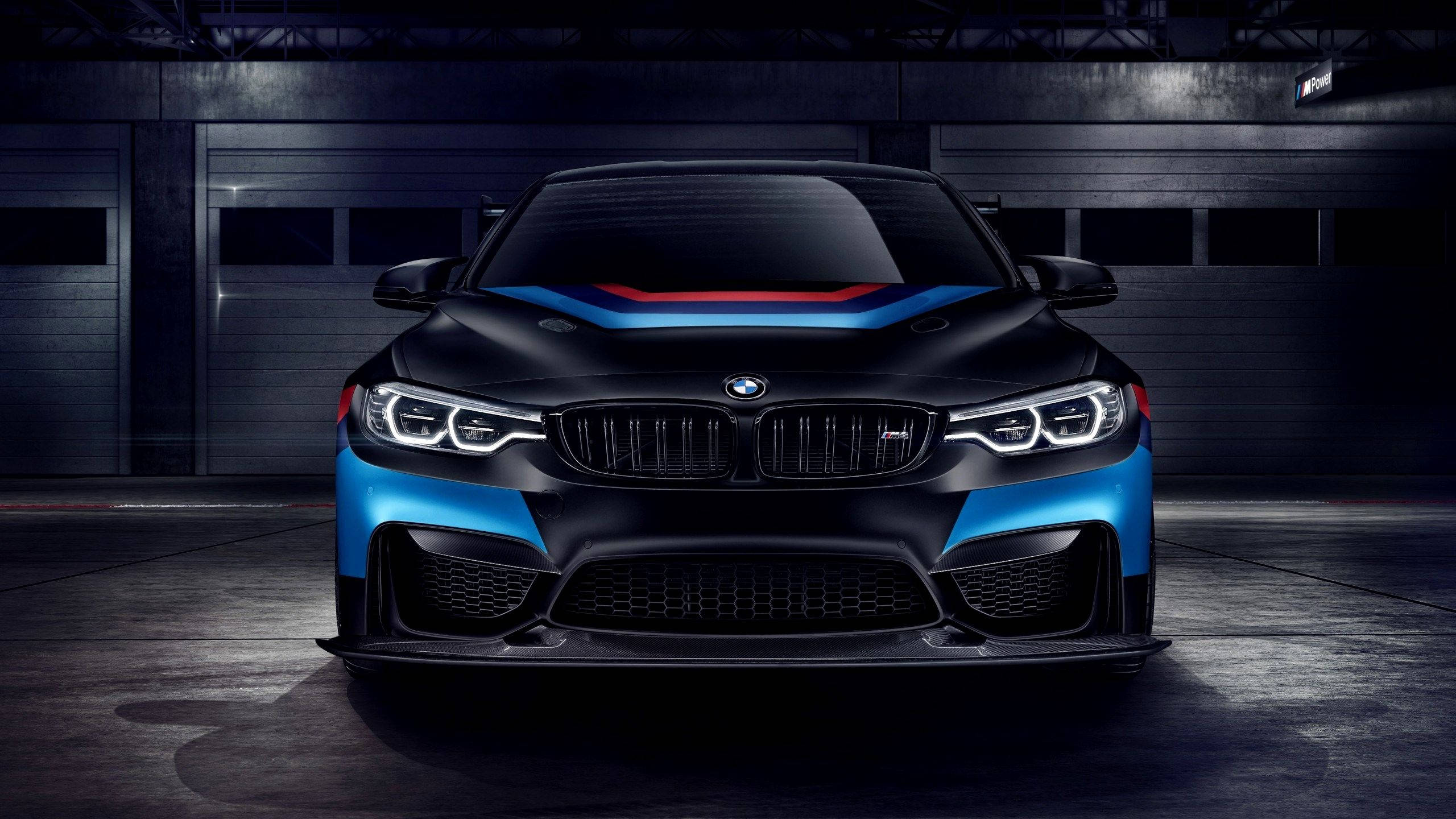 2560x1440 Car Blue And Black Bmw Picture