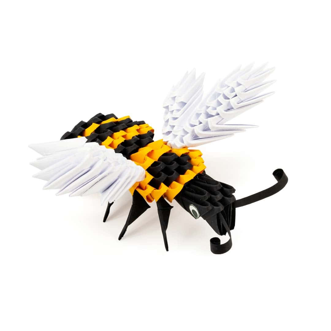 3 D Origami Bumblebee Craft Wallpaper