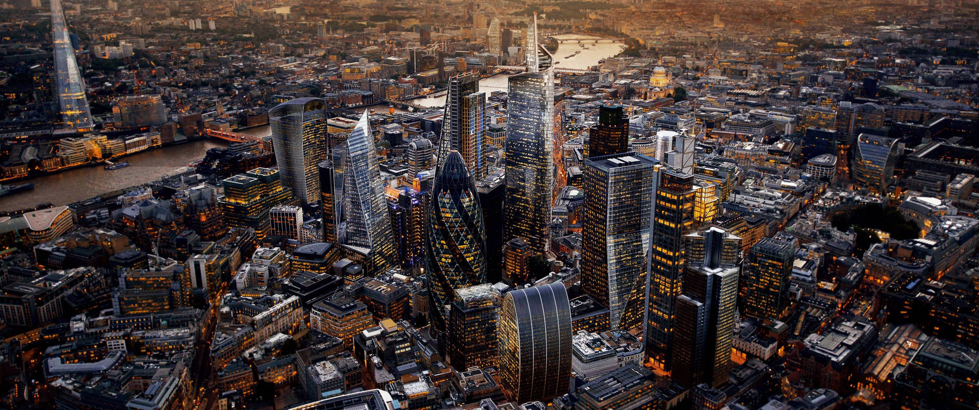 3440x1440 City Of London Aerial Shot