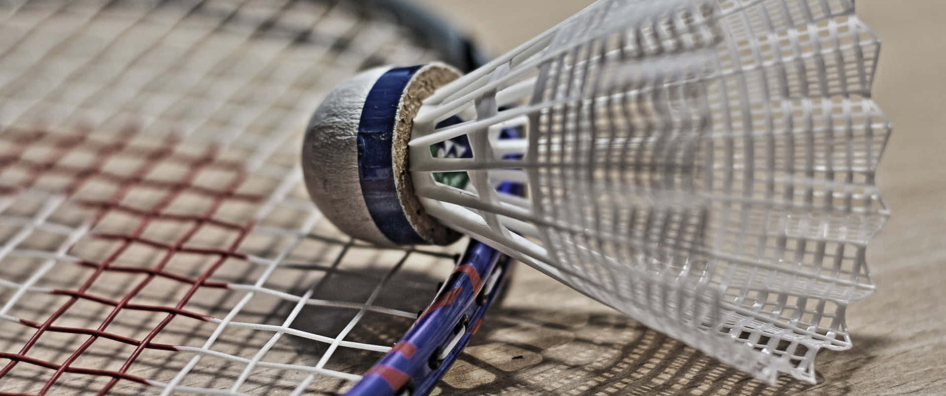 Enprofessionell Badmintonmatch Visas I Skarp 3440x1440p Kvalitet.