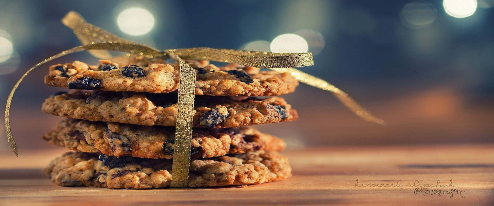 Stacked Up Chocolate Chips 3440x1440p Cookies Background