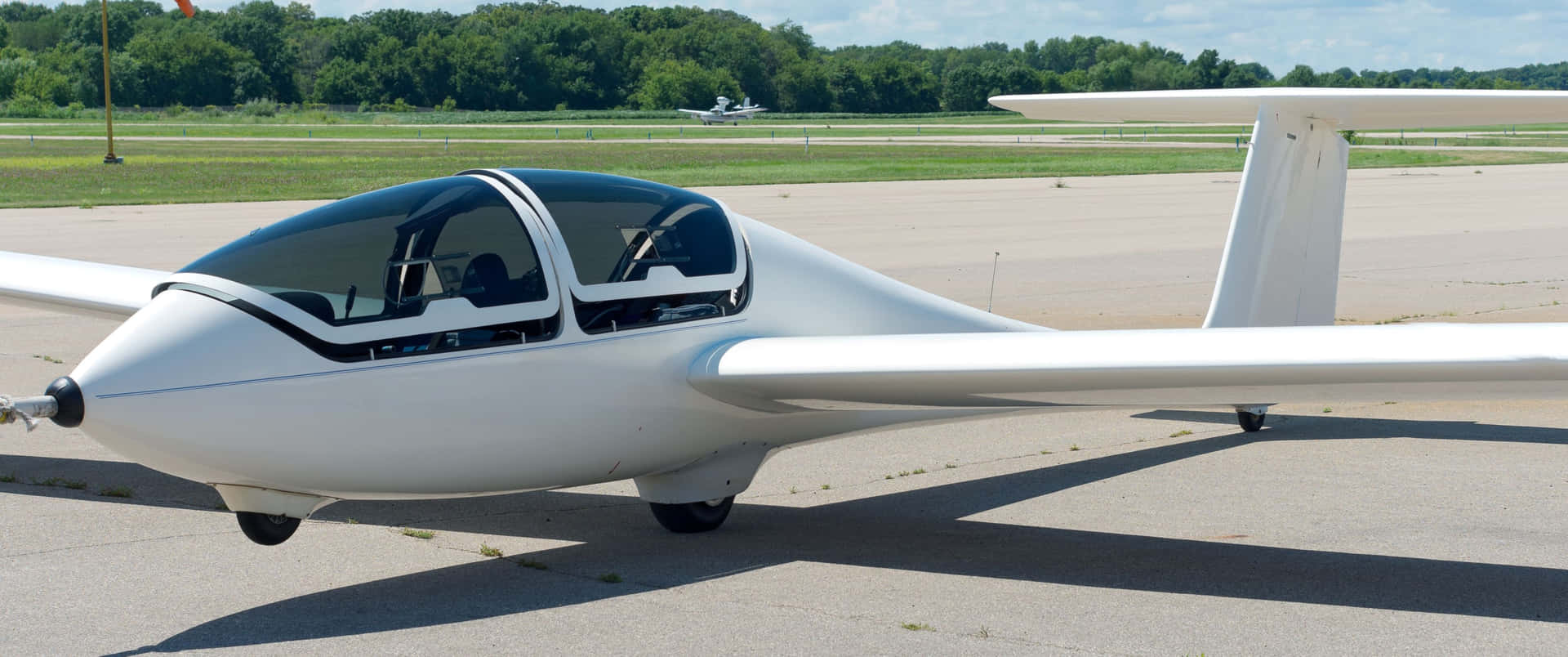 Discover the Thrill of Flight with a Small Plane