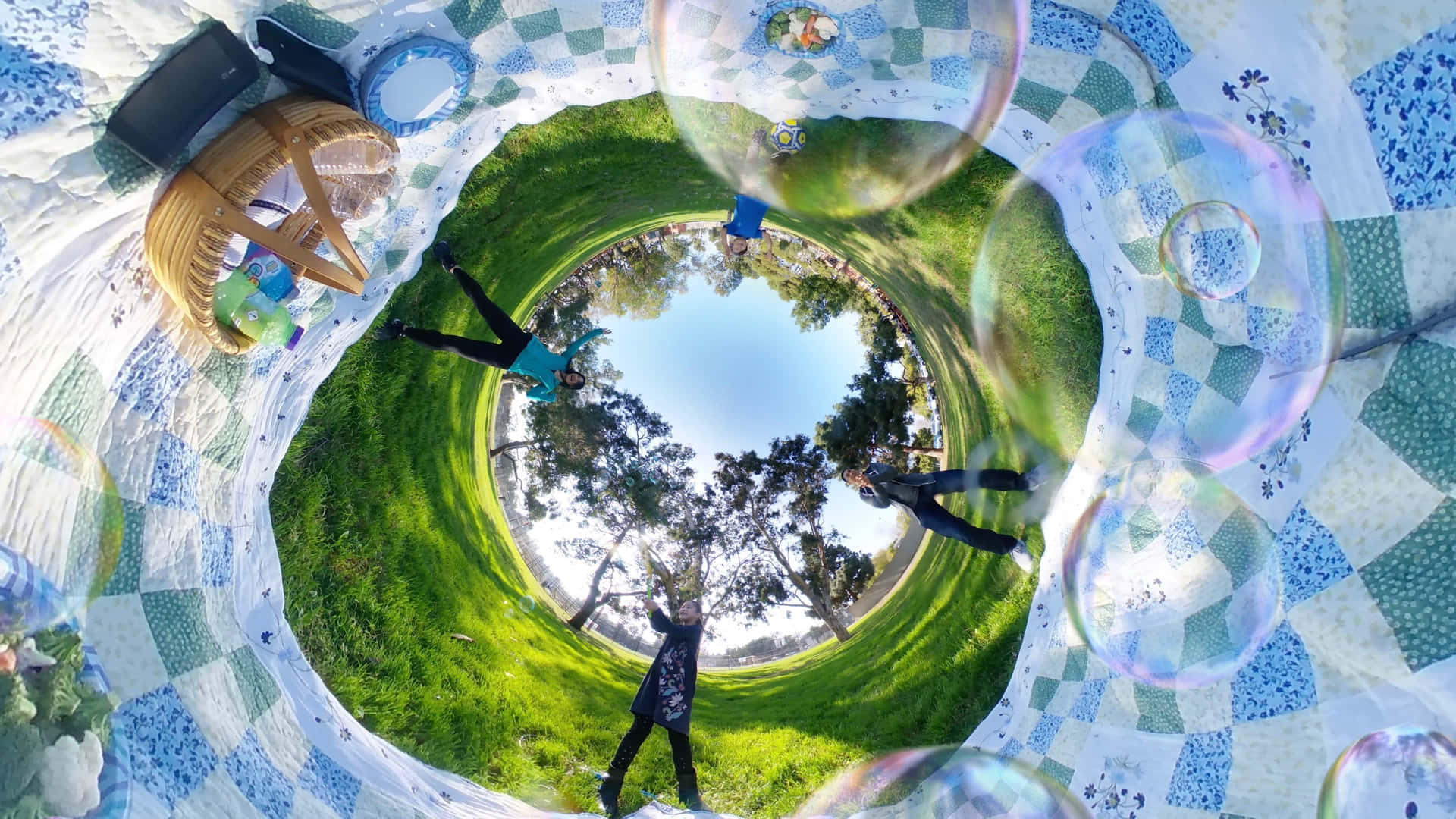Imagende Burbujas En Un Picnic En 360 Grados.