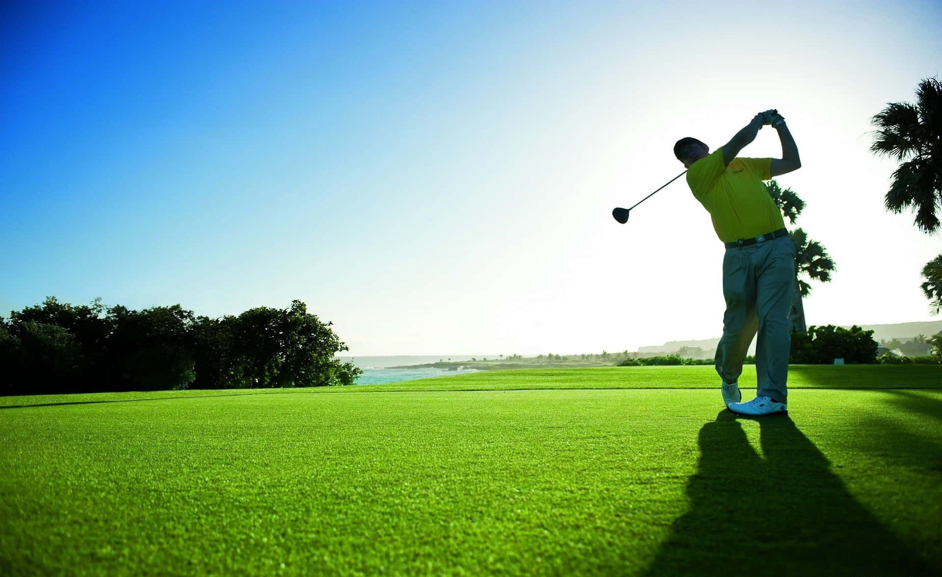 Enjoy A Relaxing Round Of Golf on Your Desktop Wallpaper
