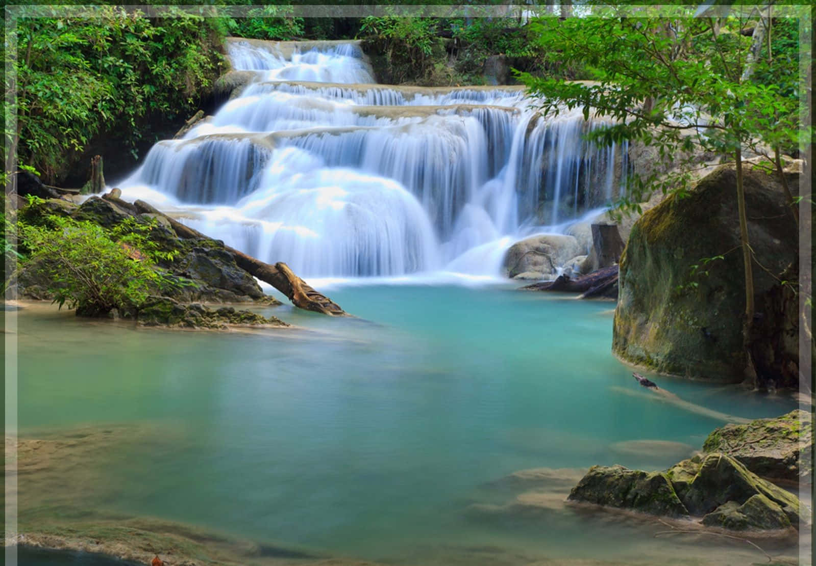 Impresionantecascada En 3d En El Paraíso Natural. Fondo de pantalla