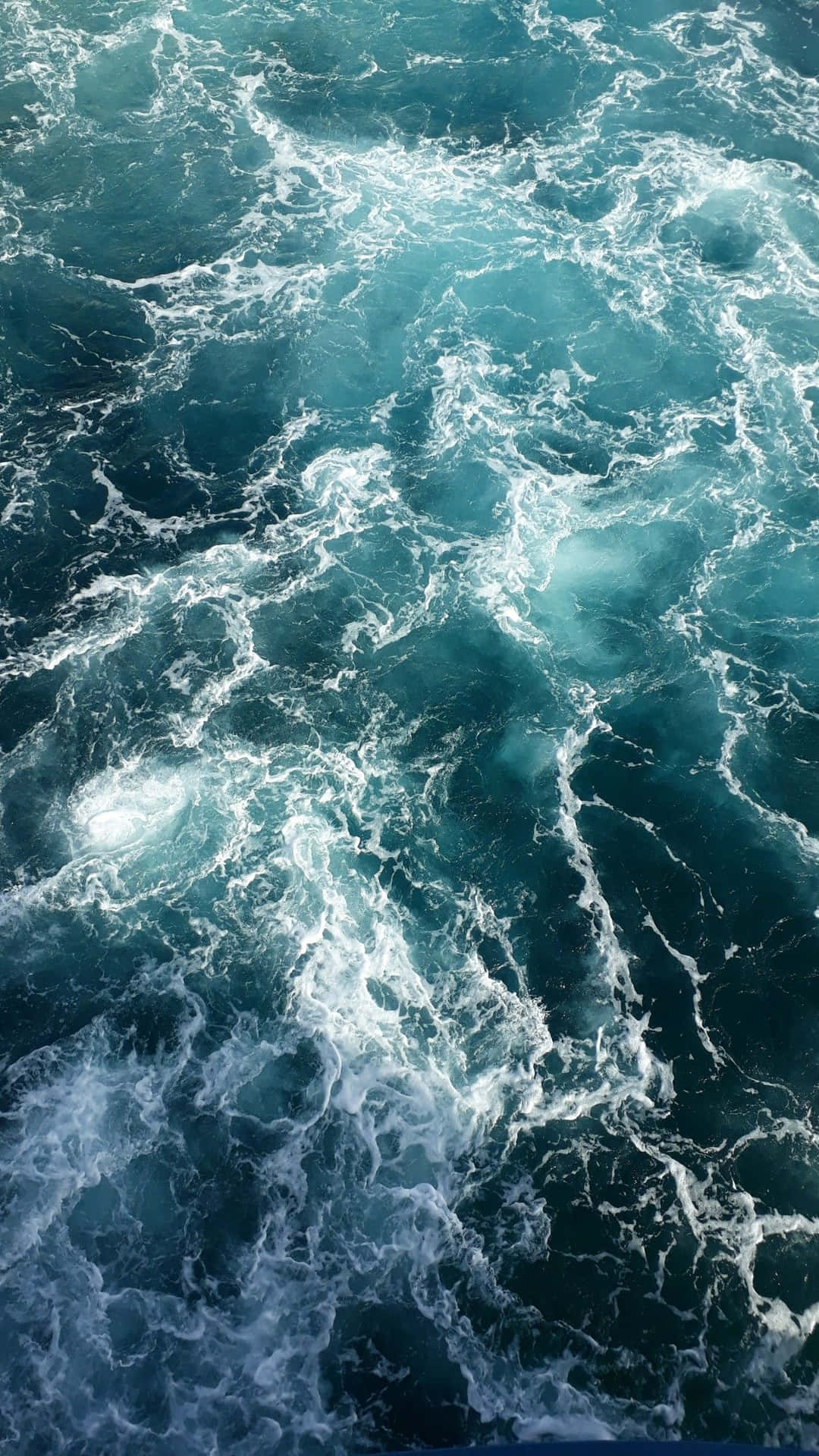 4 K Ultra H D Turquoise Ocean Waves Wallpaper