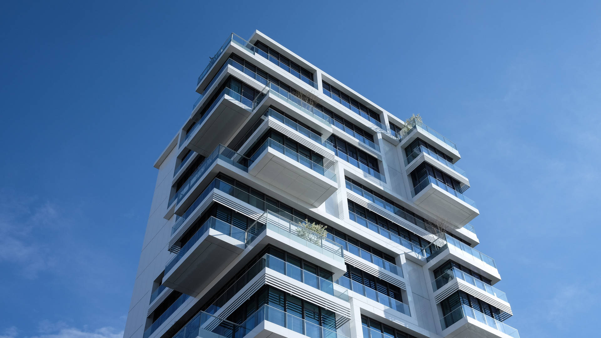 4k Architecture Glass Balconies Wallpaper