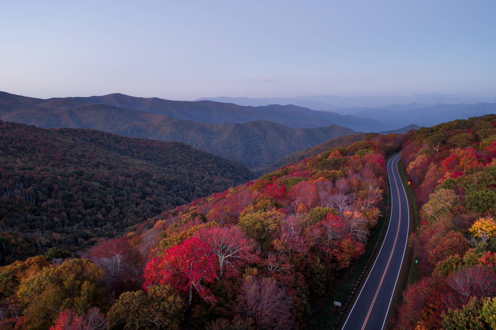 4k Autumn Blue Ridge Mountains Wallpaper