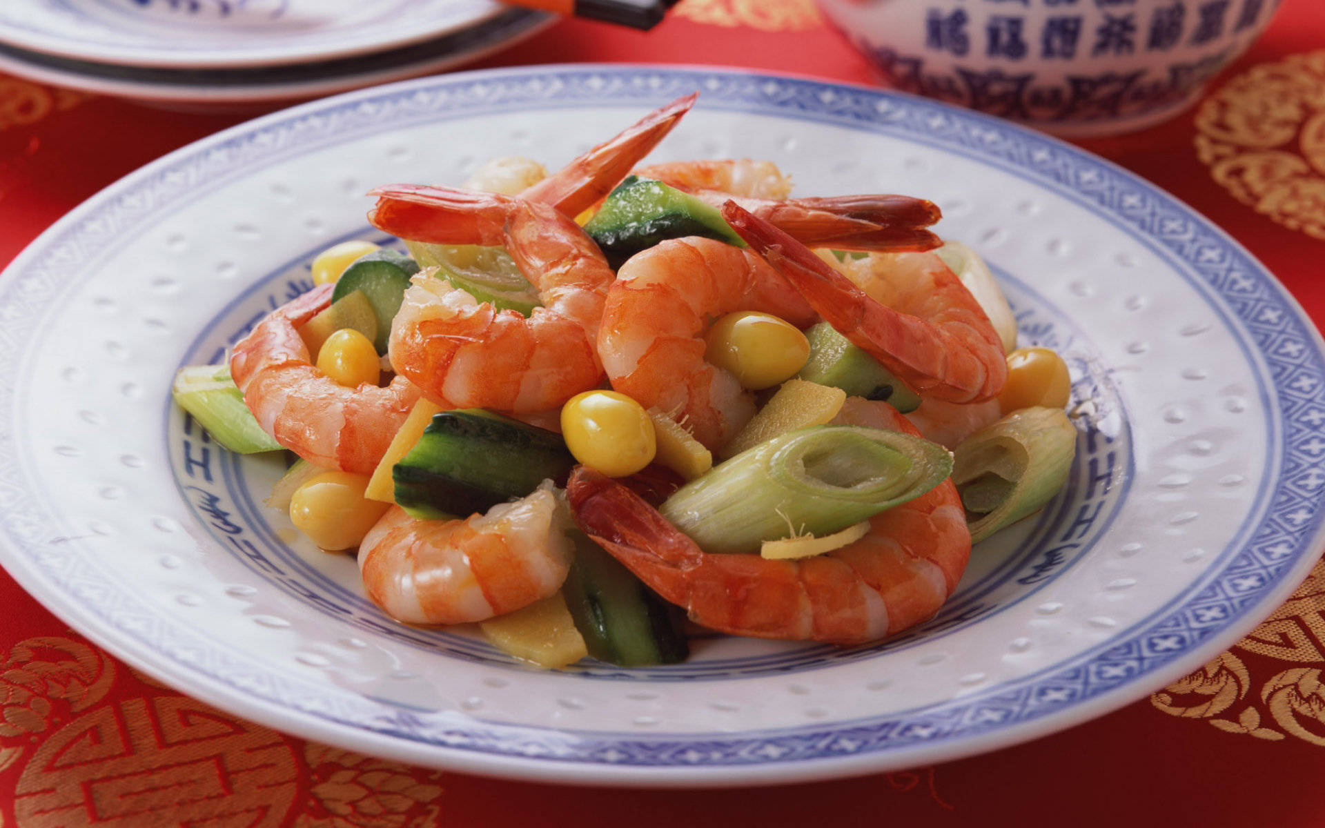 4k Food Shrimp And Vegetable Plate Wallpaper