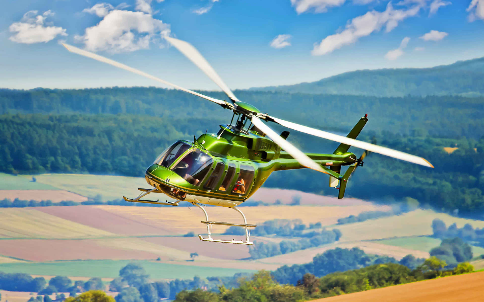 World-class 4K helicopters delivering luxury experiences