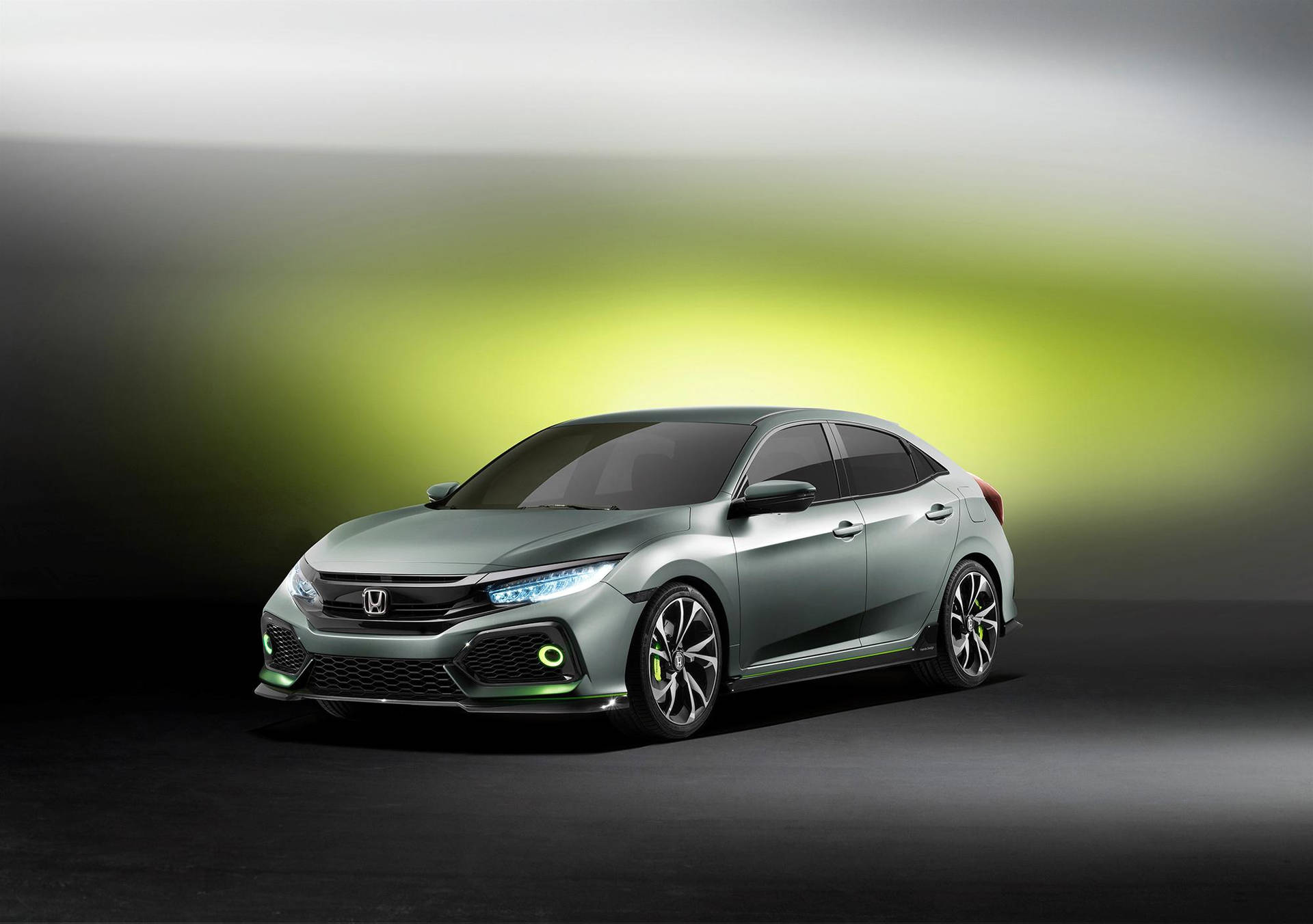 4K Honda Civic Sleek Green Wallpaper