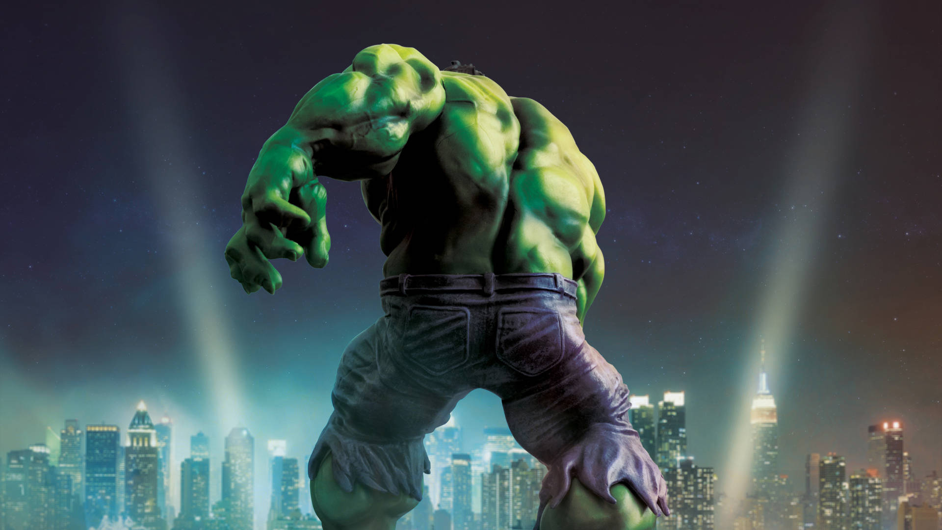 4K Hulk Back View Wallpaper