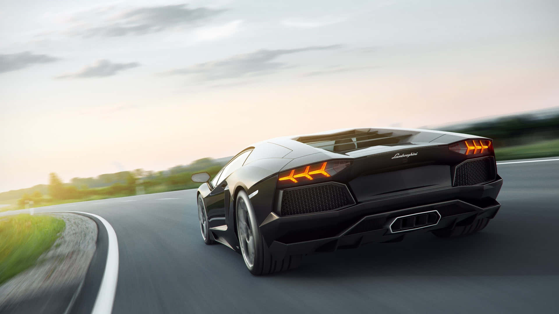 Experience the power of raw speed with this 4K Lamborghini.