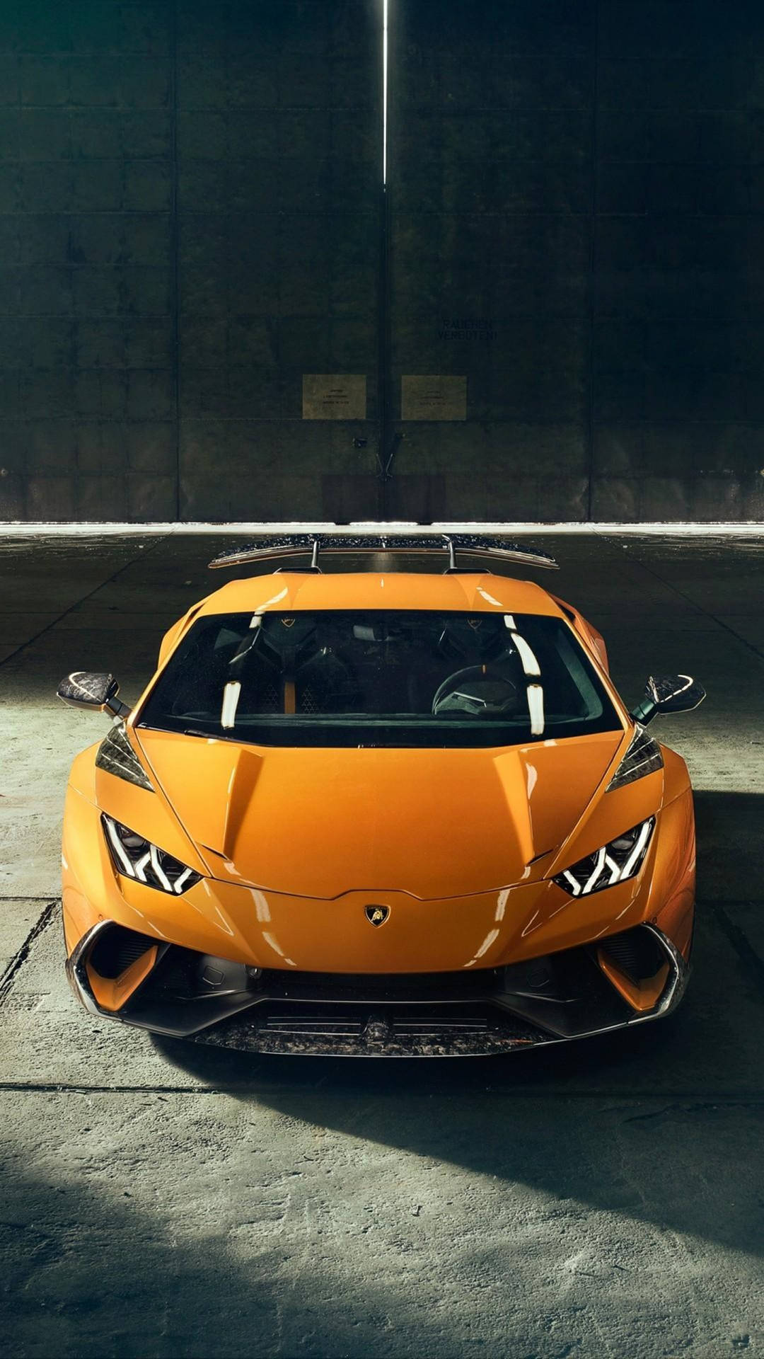 Ultra sleek and stylish 4K Lamborghini smartphone Wallpaper
