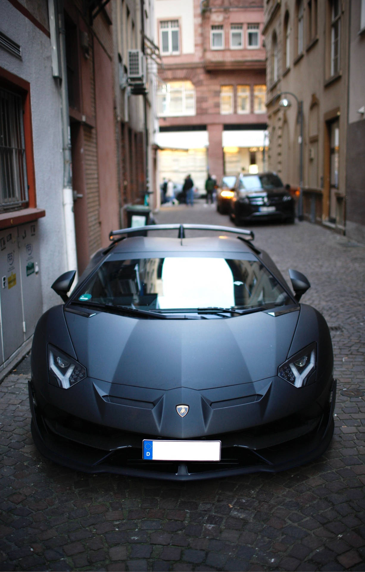 4k Lamborghini Iphone Black Street Wallpaper