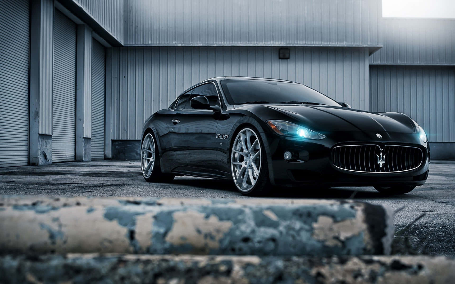 4K Maserati Low Angle Fotografering Wallpaper