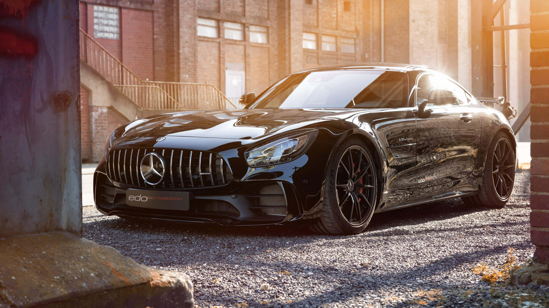 Sleek and Luxurious 4K Mercedes Wallpaper