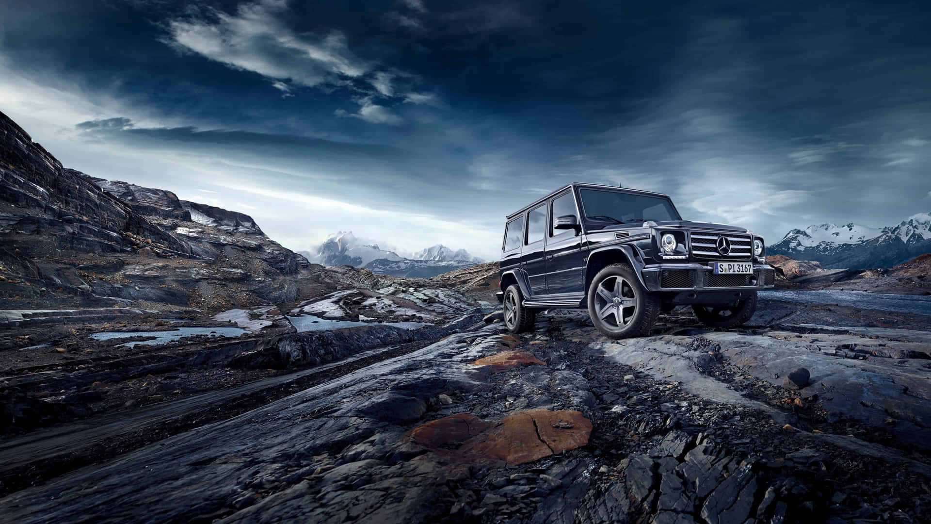 Stunning 4K Mercedes Wallpaper Showcasing Elegance and Luxury