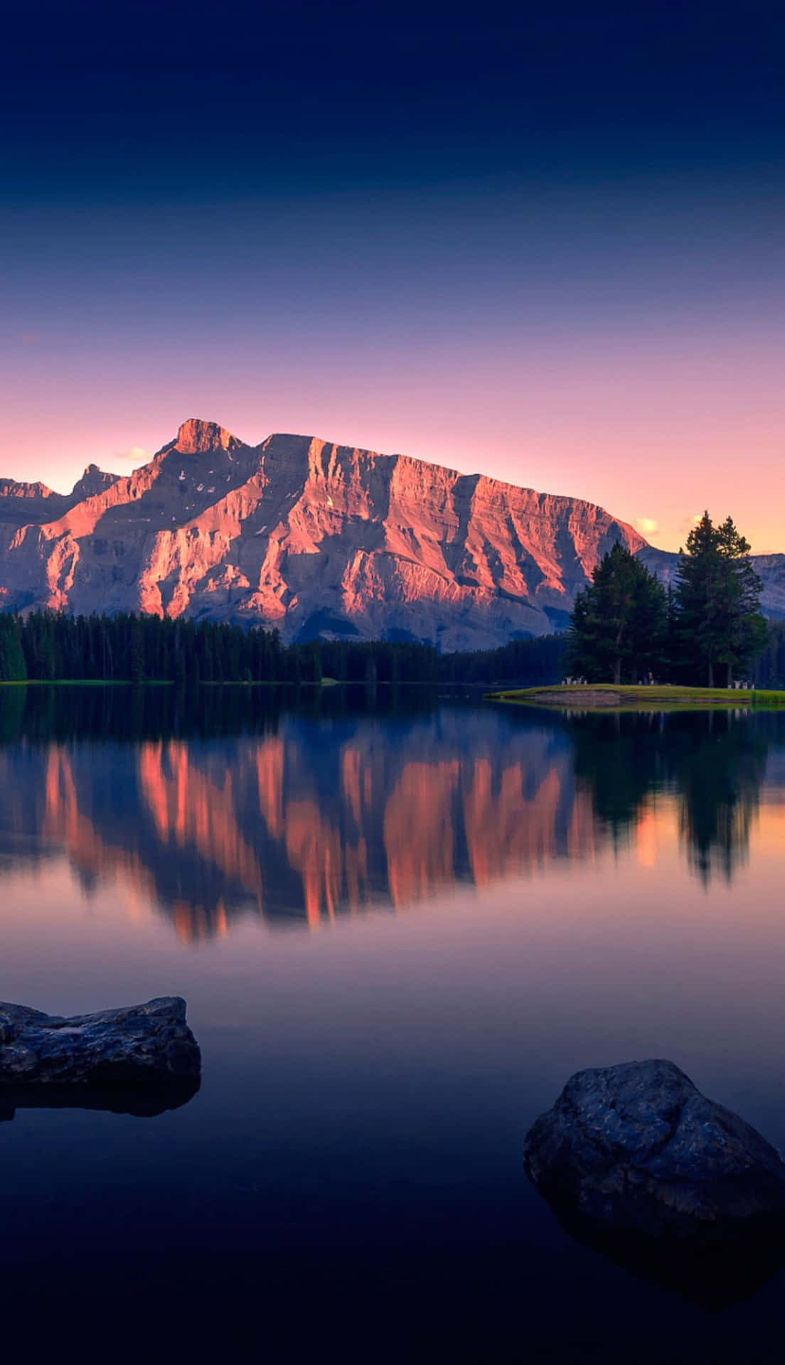 Solnedgang på sø Natur 4K iPhone tapet Wallpaper