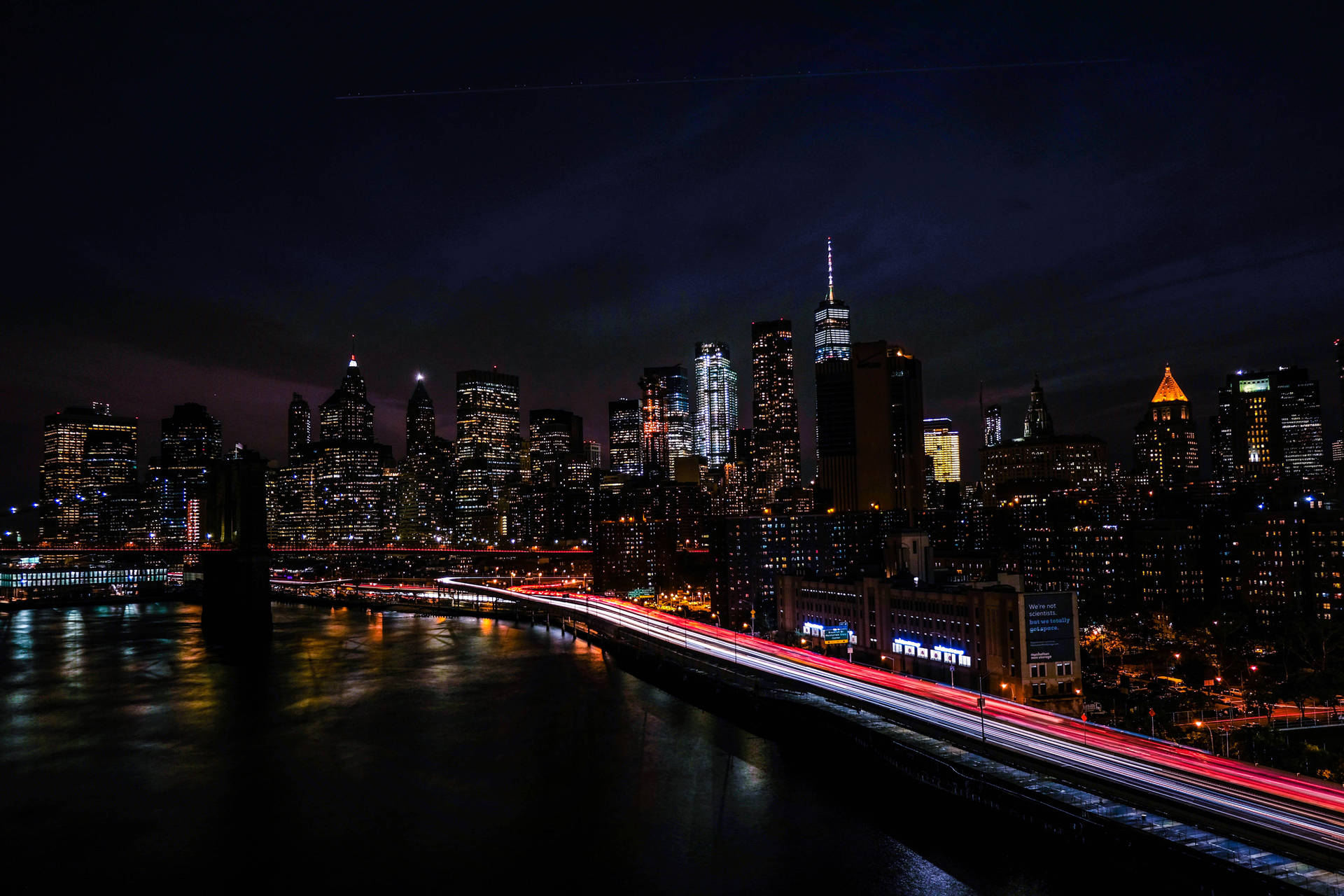 Magtfulde New York City Skyline Tapet Wallpaper