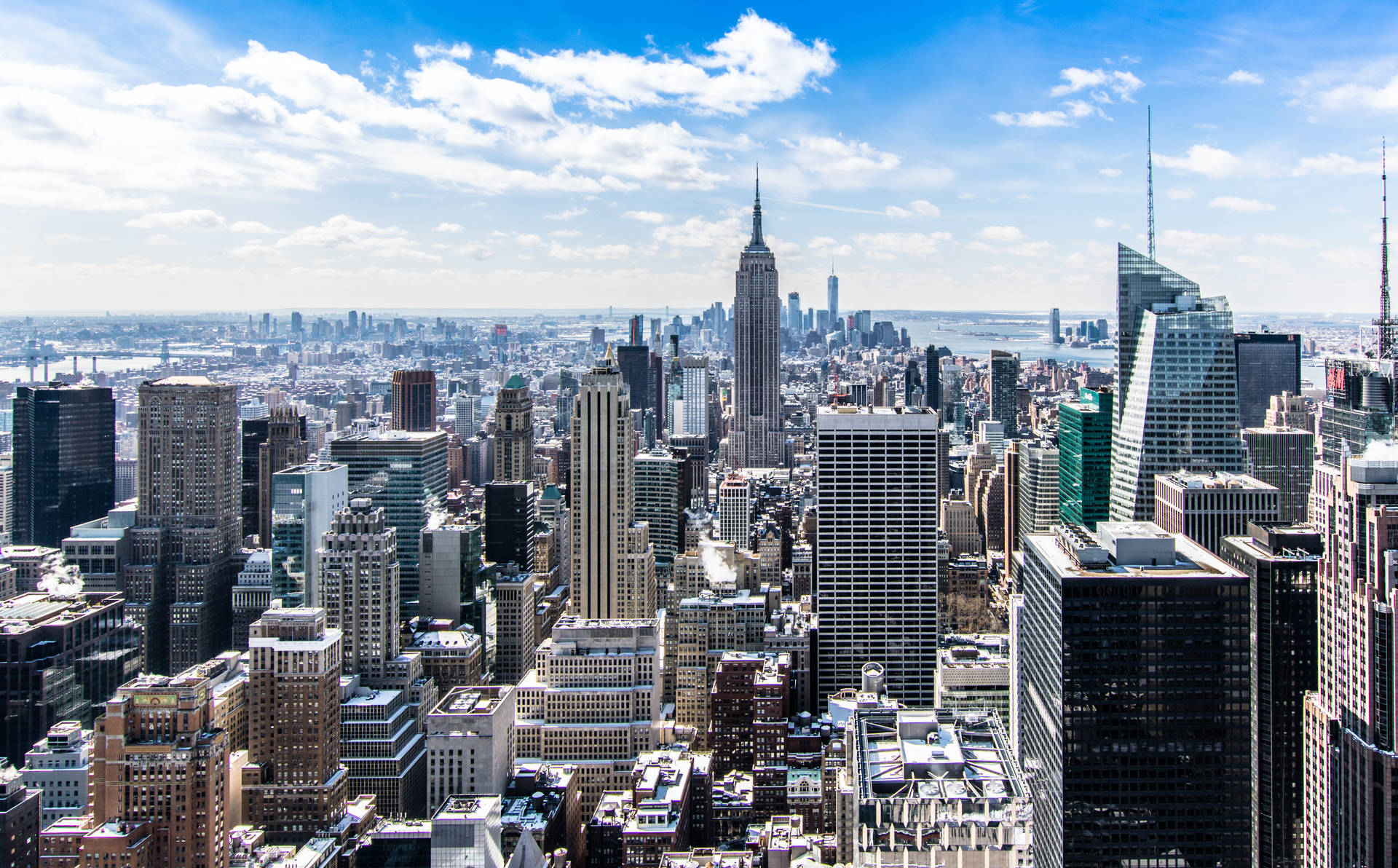 Dynamic New York City Skyline Wallpaper